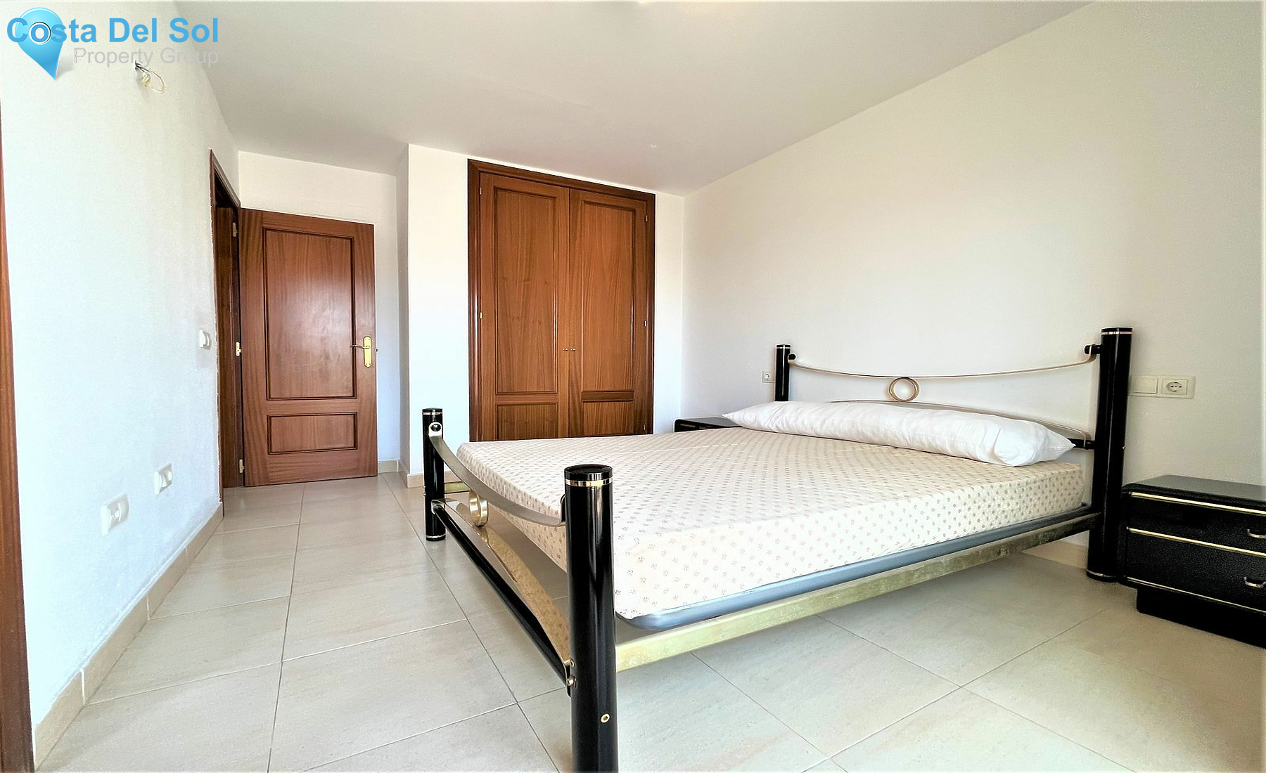 Middle Floor Apartment in San Luis de Sabinillas-1146811