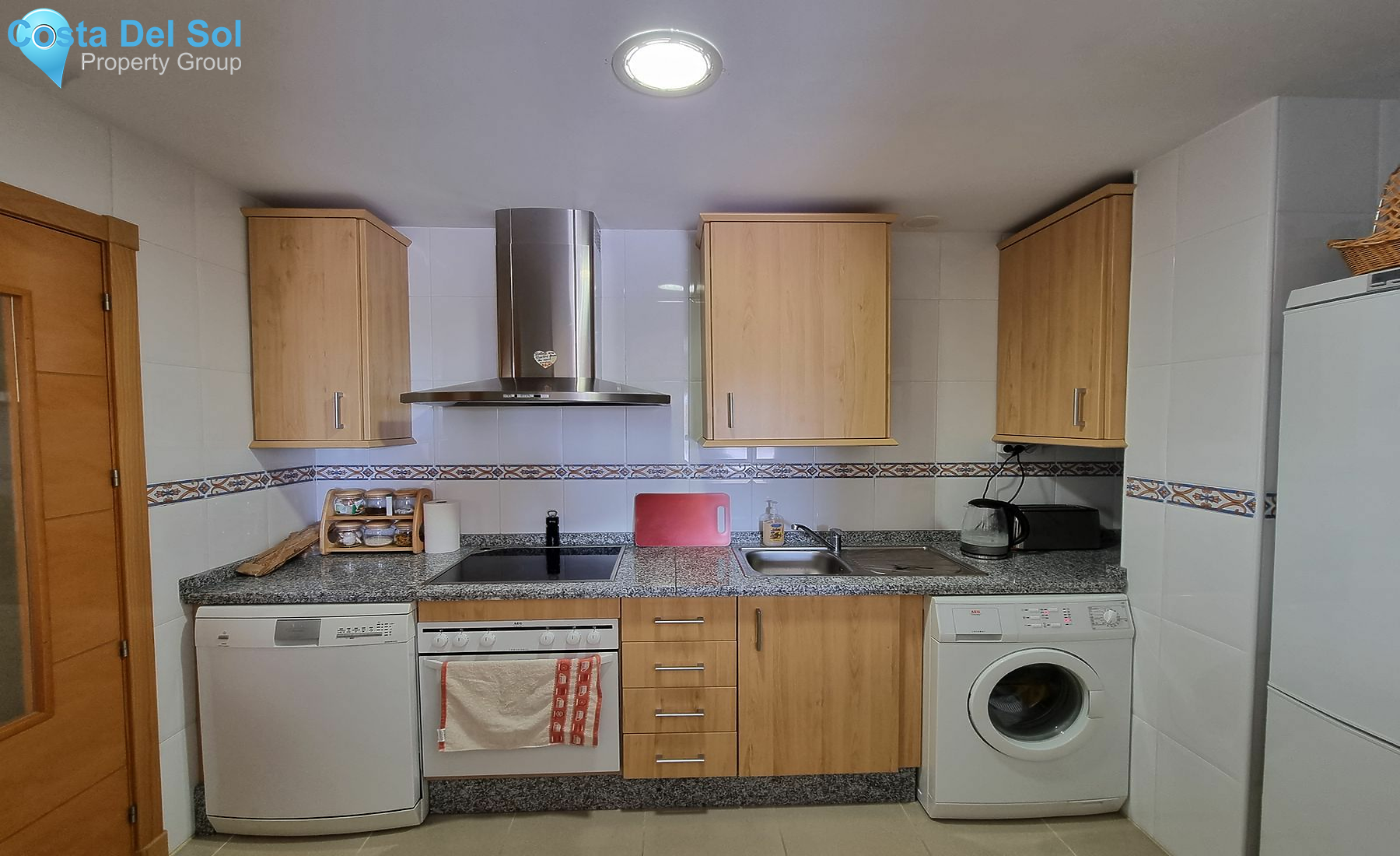 Middle Floor Apartment in San Luis de Sabinillas-1163752