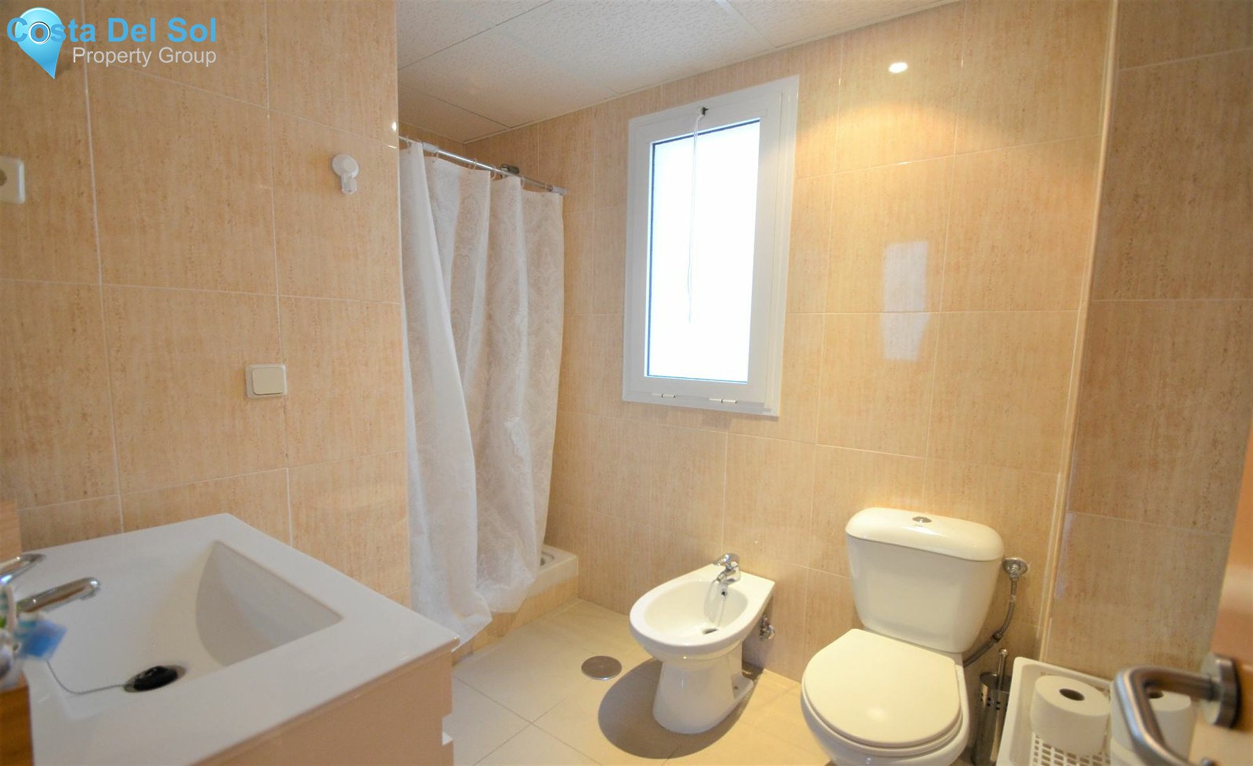 Middle Floor Apartment in San Luis de Sabinillas-1167932