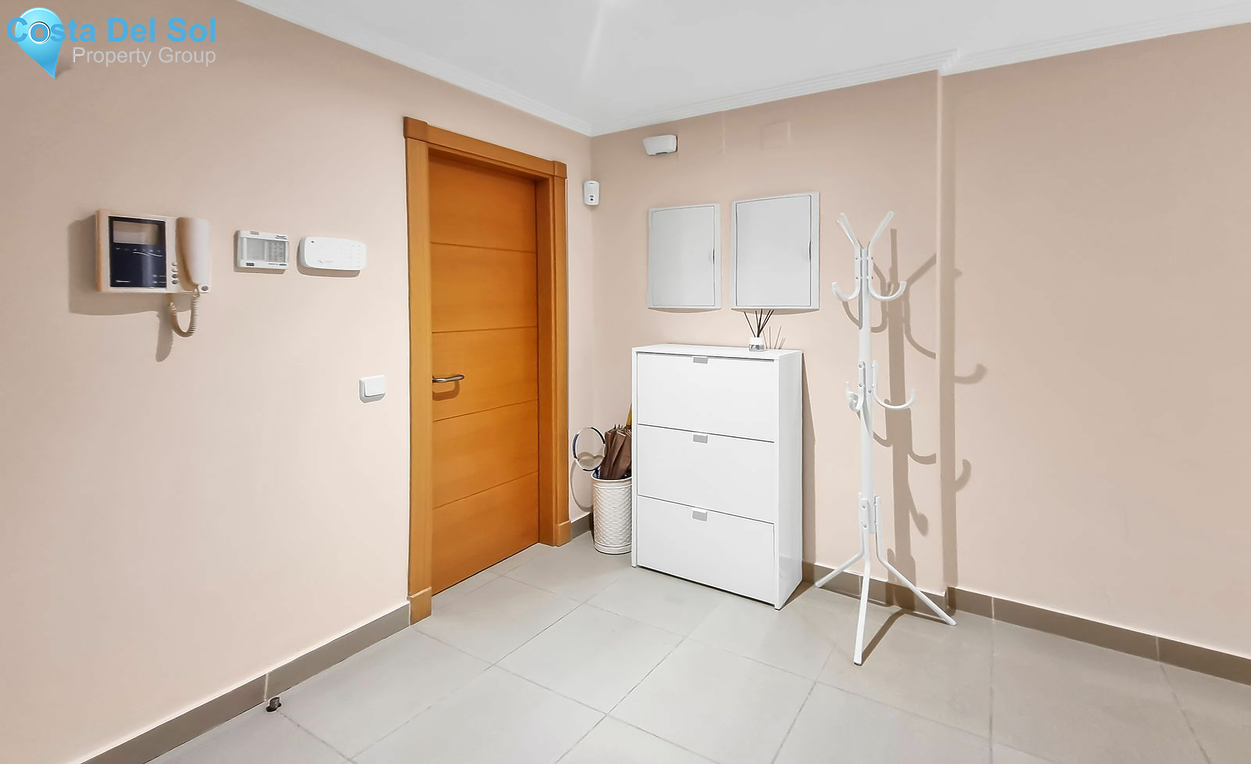 Middle Floor Apartment in San Luis de Sabinillas-1446160