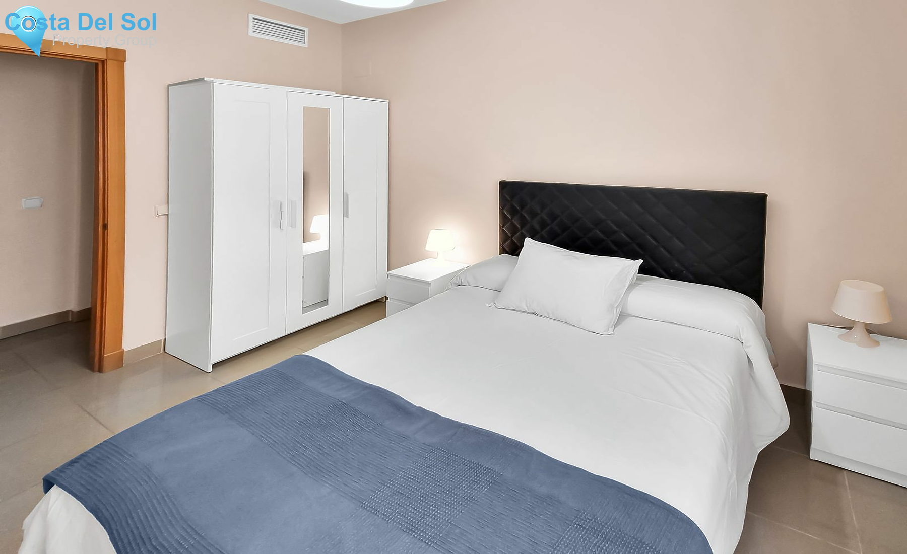 Middle Floor Apartment in San Luis de Sabinillas-1446163