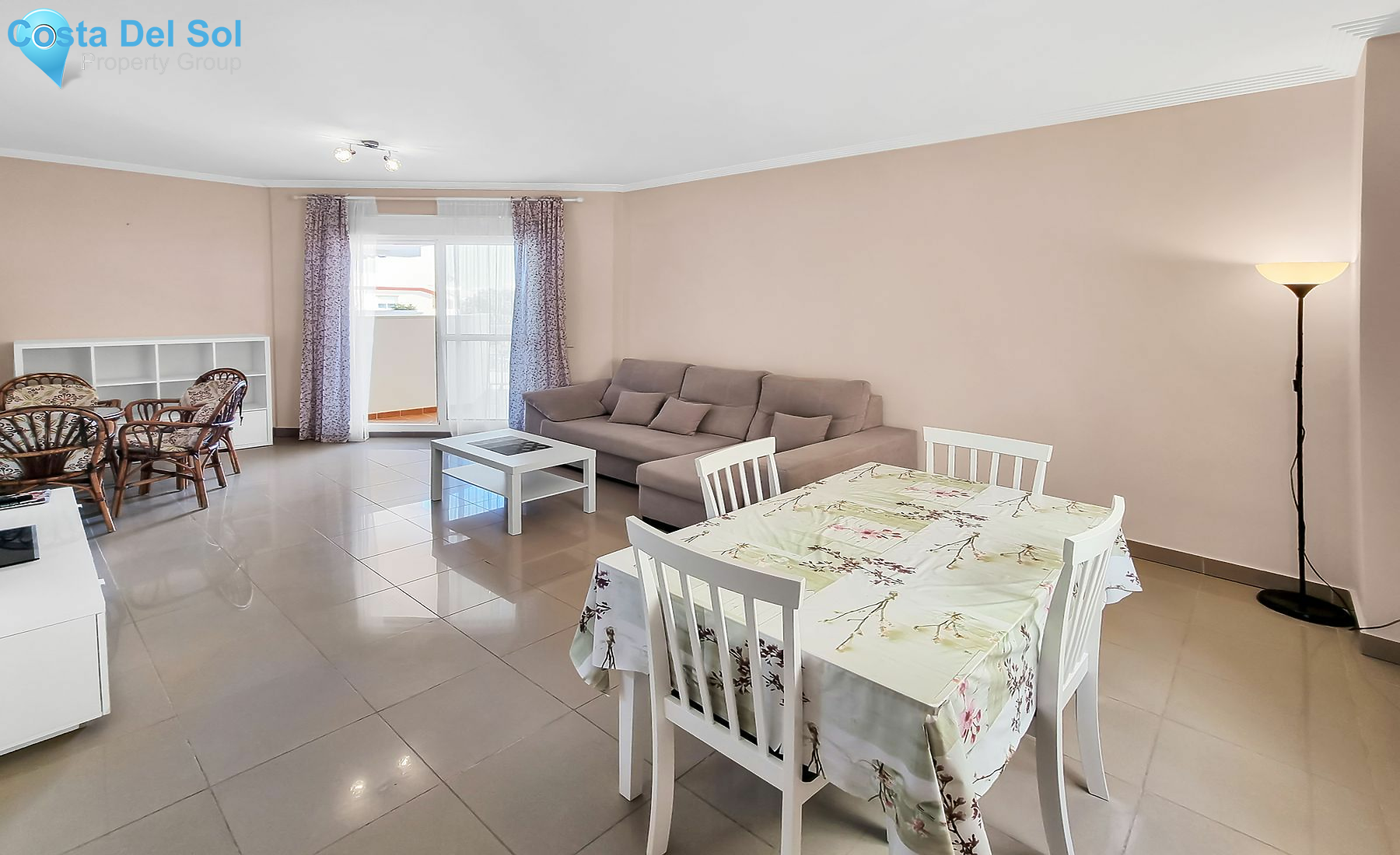Middle Floor Apartment in San Luis de Sabinillas-1446153