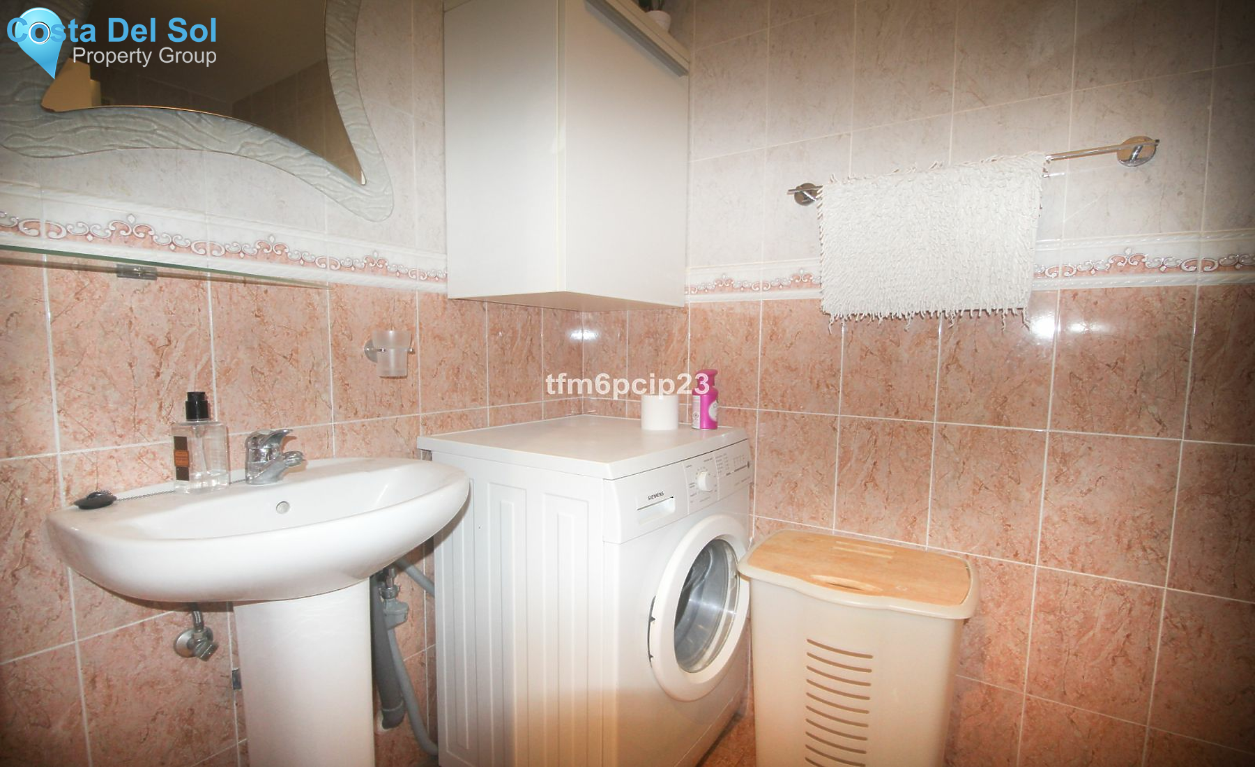 Middle Floor Apartment in San Luis de Sabinillas-1483528