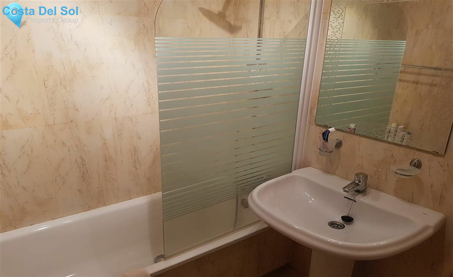 Middle Floor Apartment in San Luis de Sabinillas-1486900