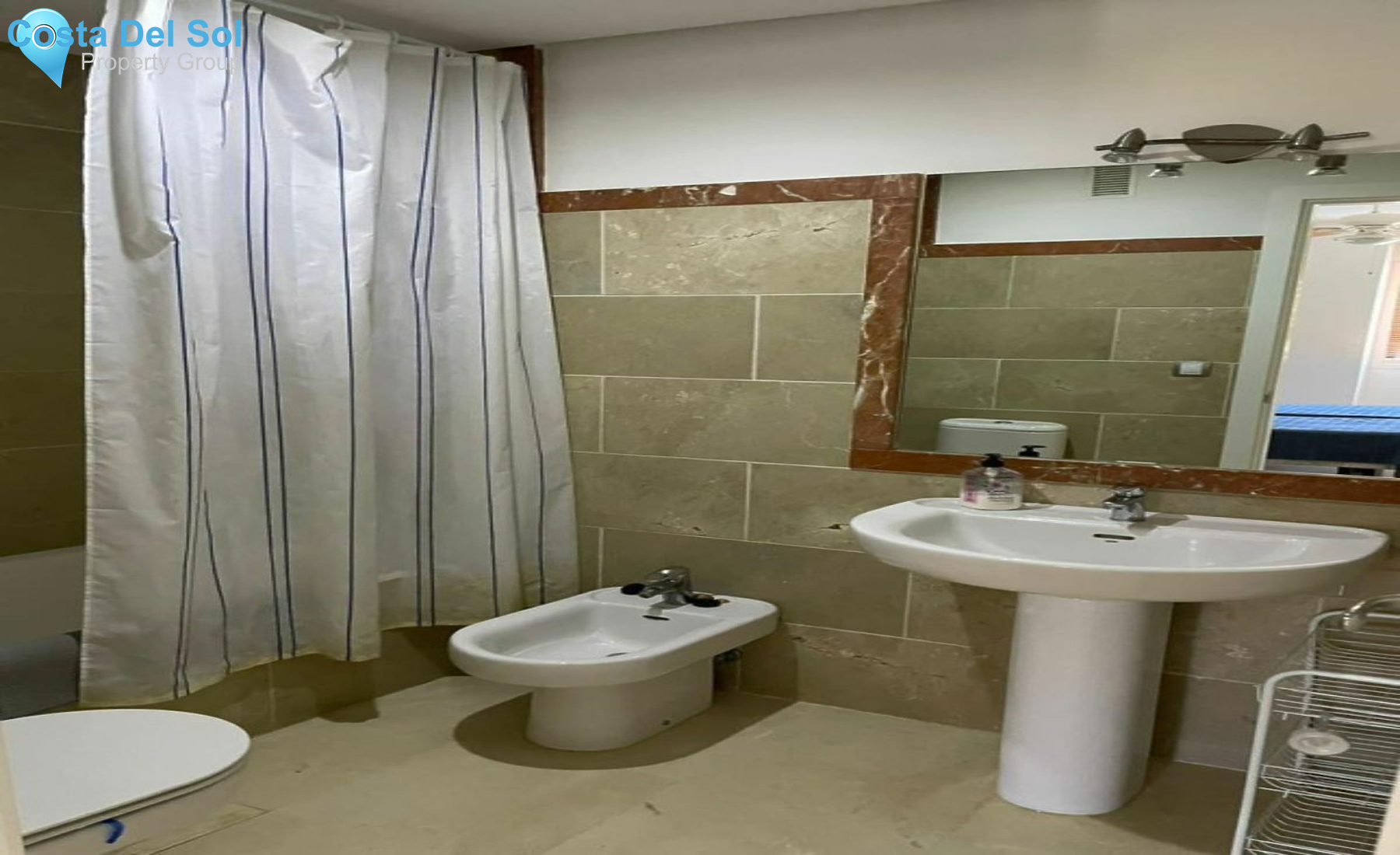 Middle Floor Apartment in San Luis de Sabinillas-1531584