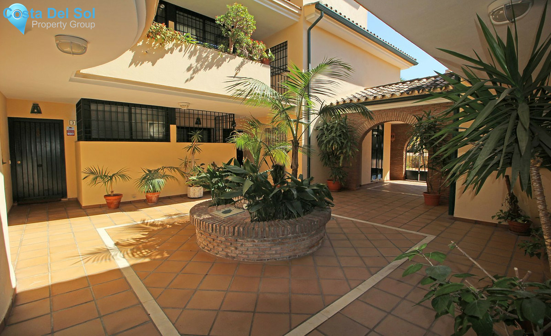 Middle Floor Apartment in San Pedro de Alcántara-1280028