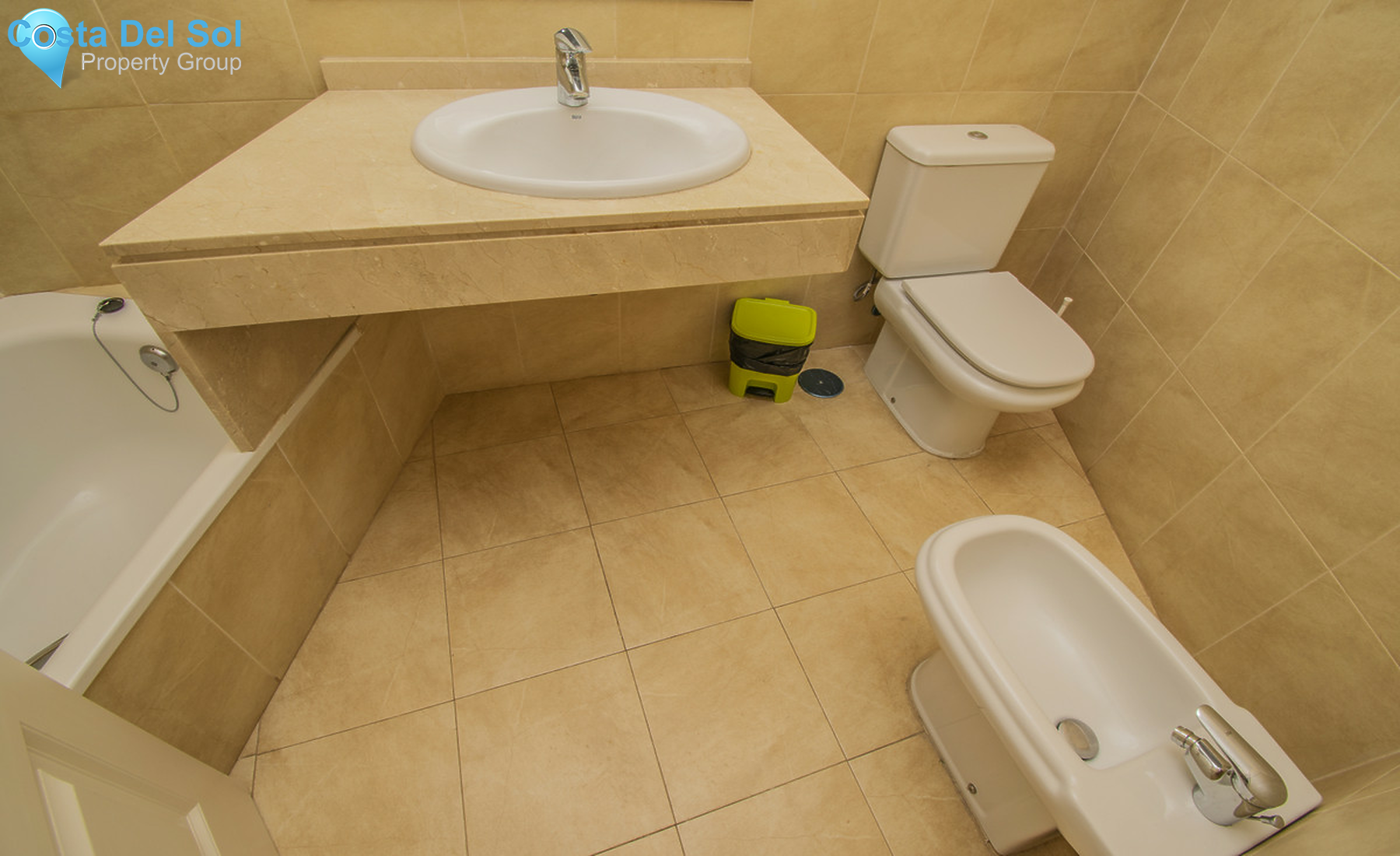 Middle Floor Apartment in San Pedro de Alcántara-1301042