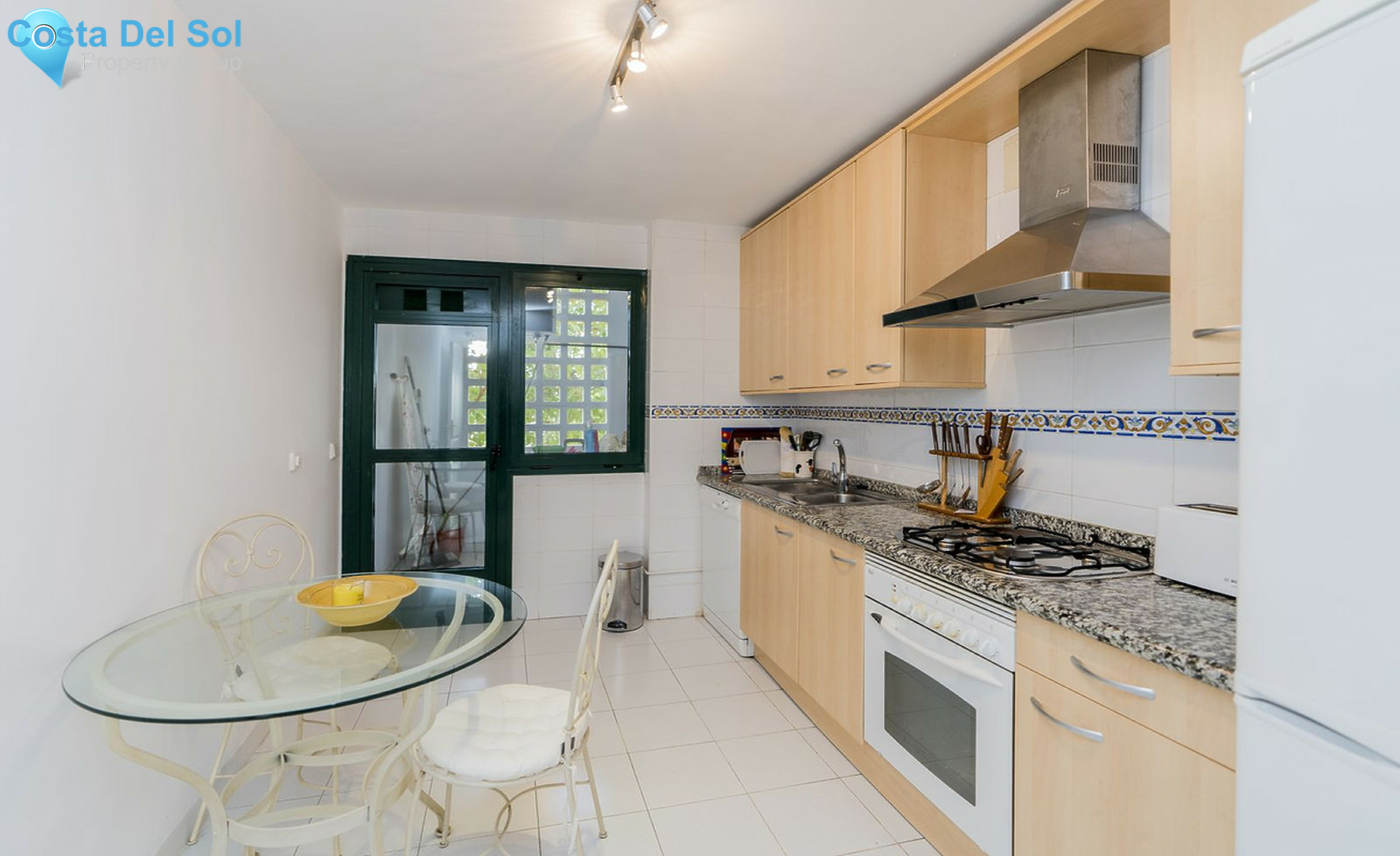 Middle Floor Apartment in San Pedro de Alcántara-1451983