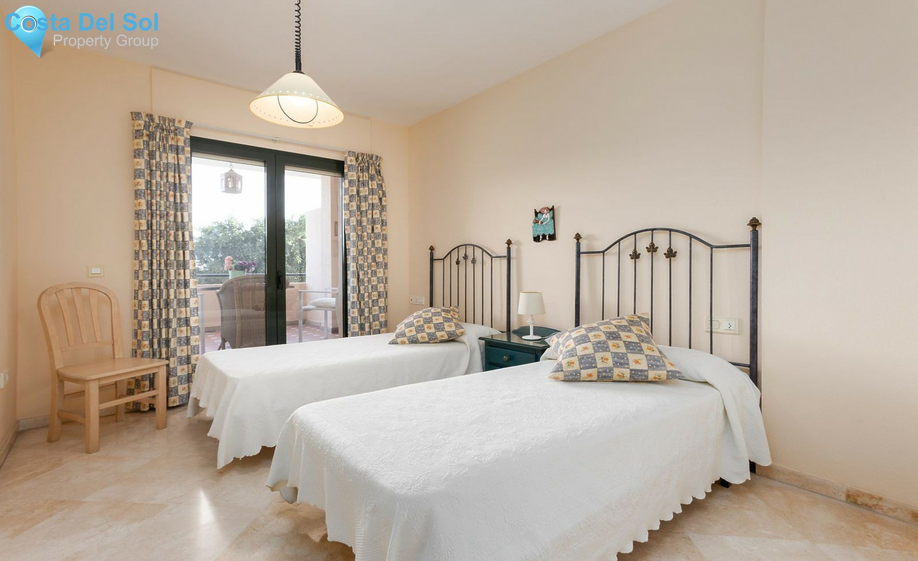 Middle Floor Apartment in San Pedro de Alcántara-1500623