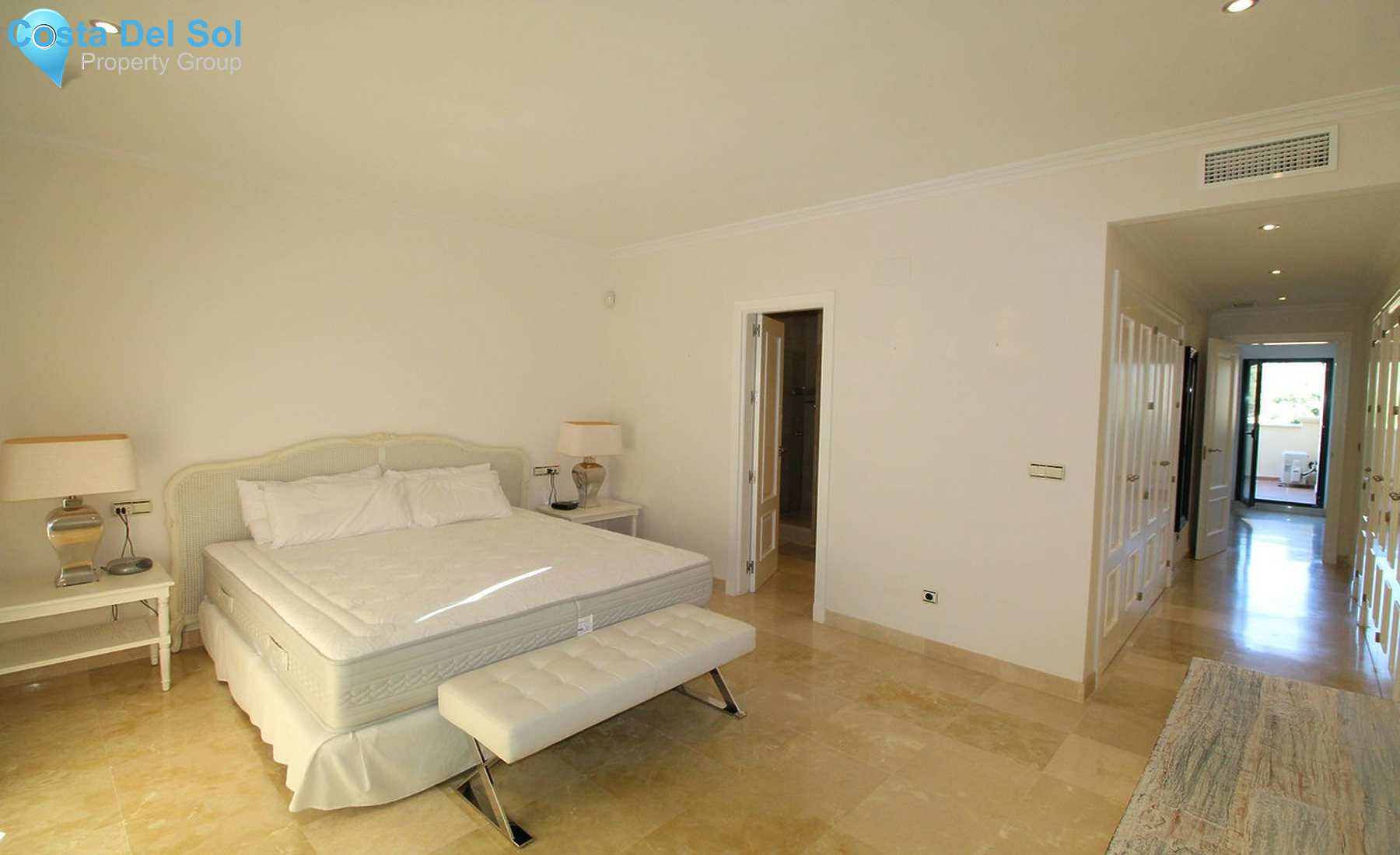 Middle Floor Apartment in San Roque Club-1528553