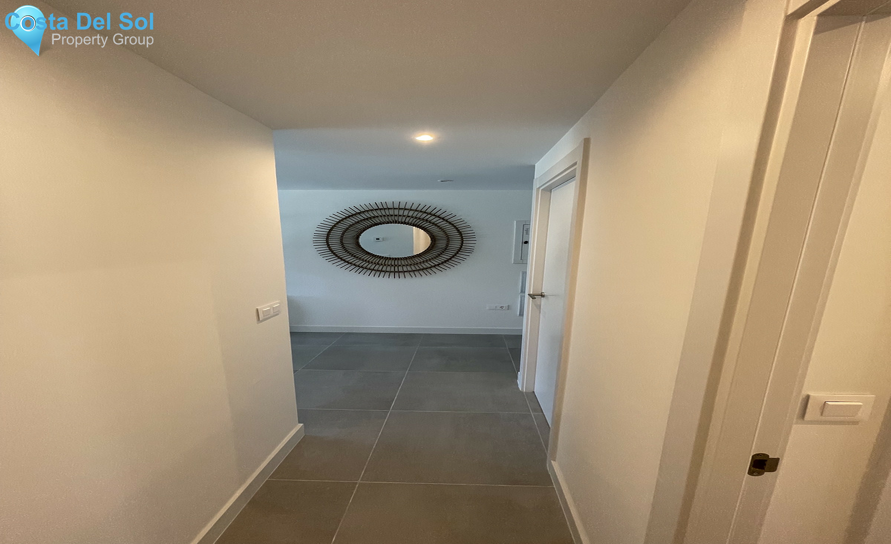 Middle Floor Apartment in Estepona-714109