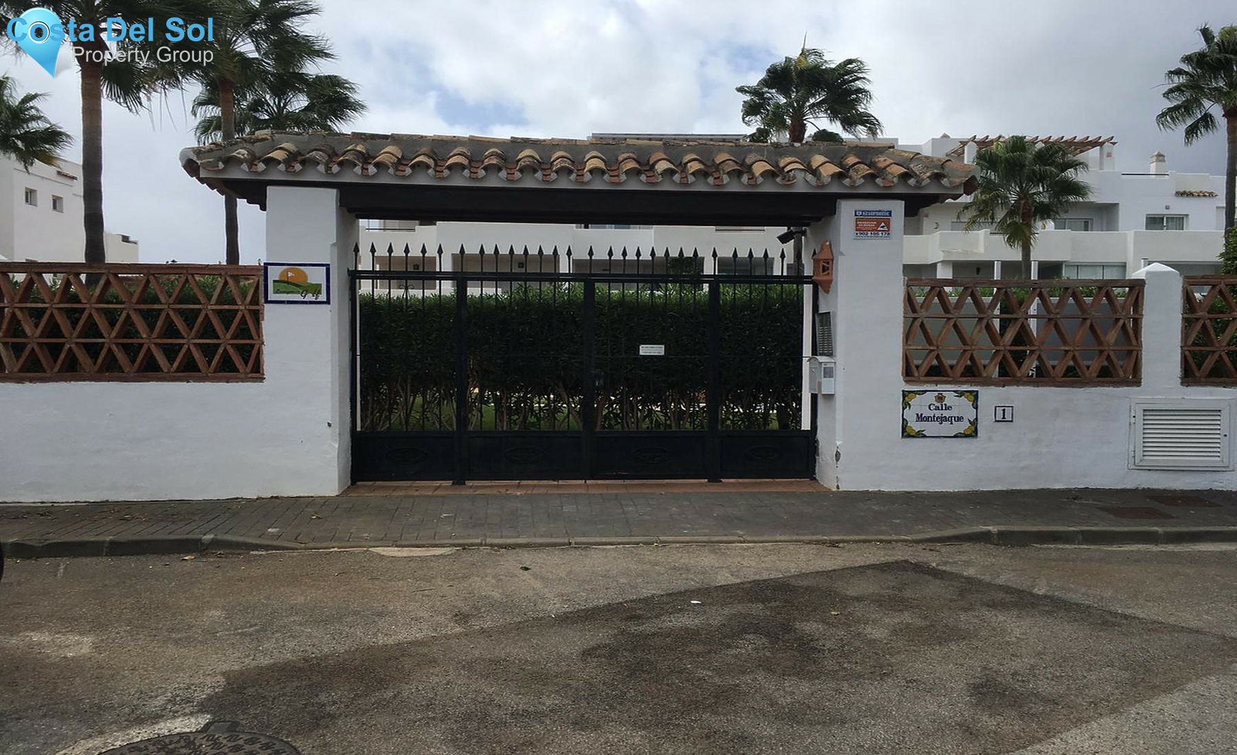 Middle Floor Apartment in Selwo-1363329