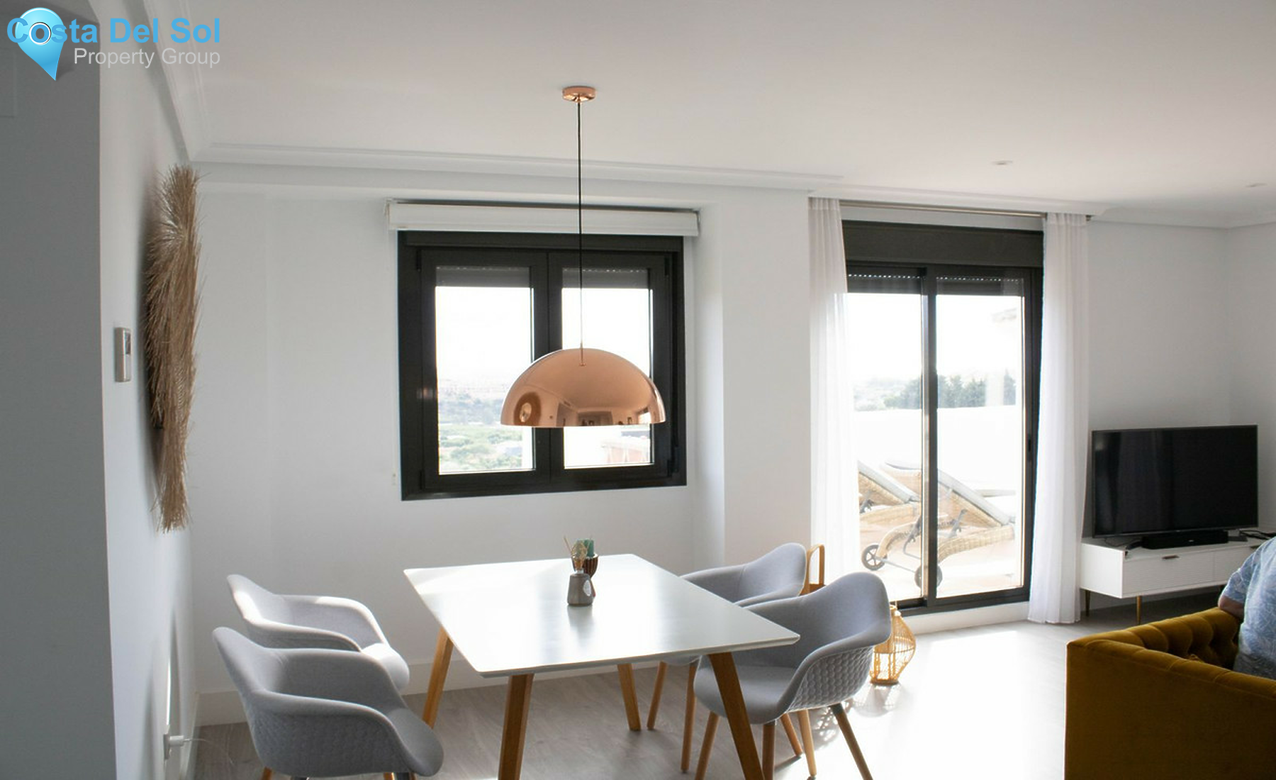 Middle Floor Apartment in Selwo-1452081