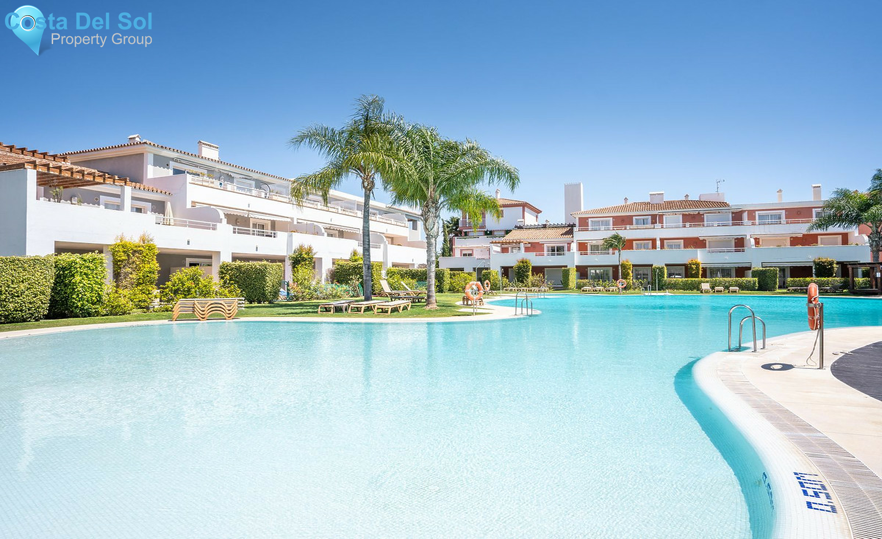 Middle Floor Apartment in Estepona-1456160