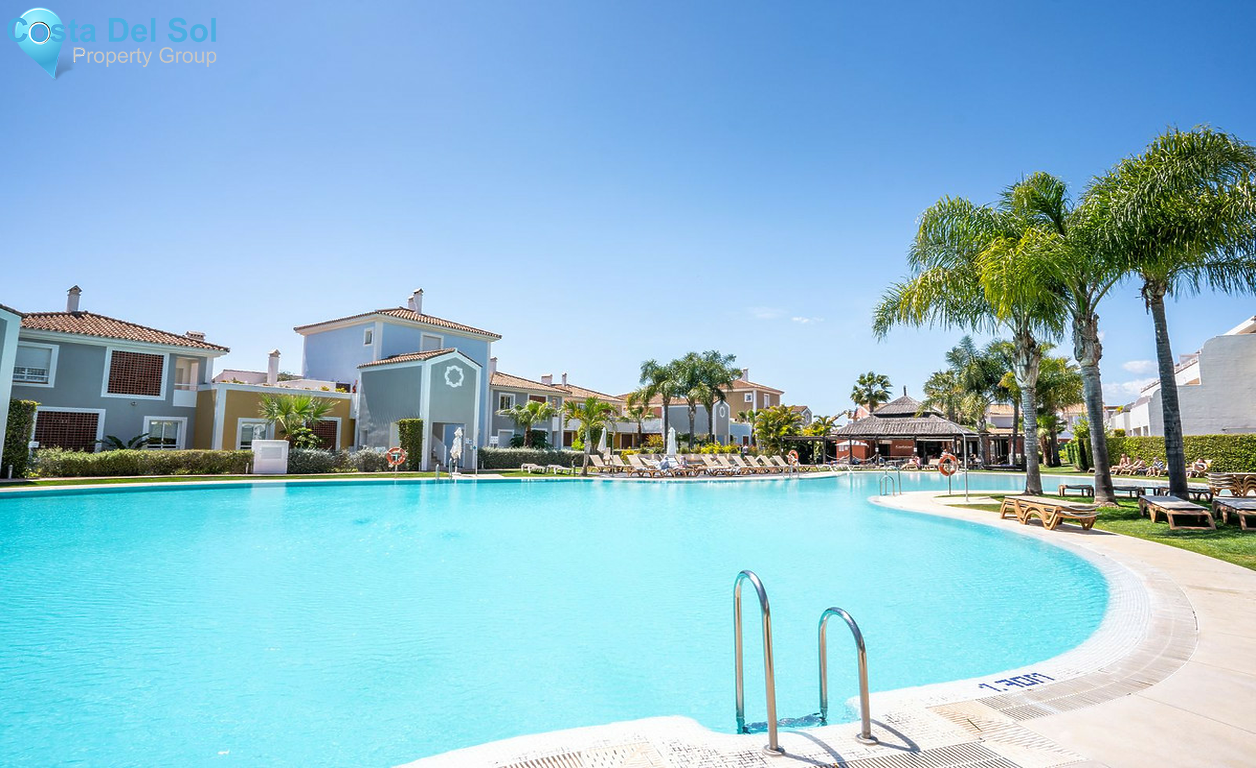 Middle Floor Apartment in Estepona-1456162