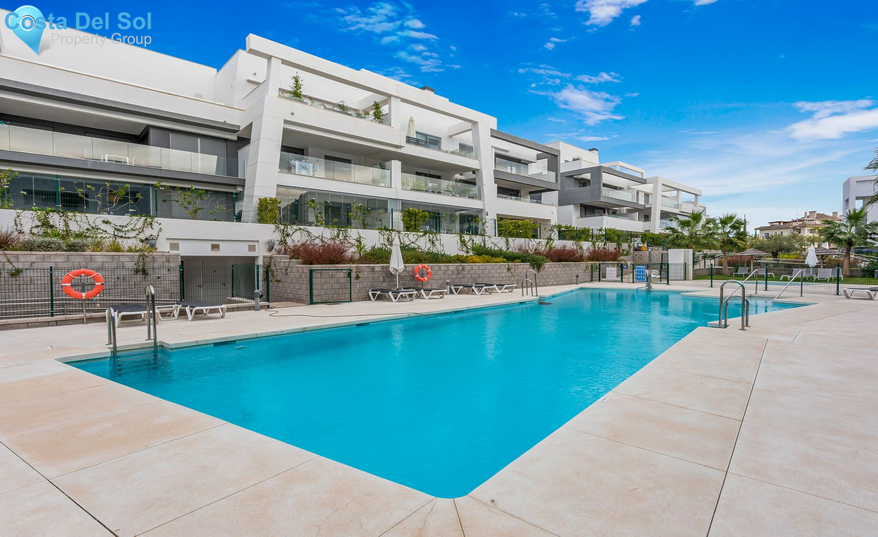 Middle Floor Apartment in Selwo-1521750