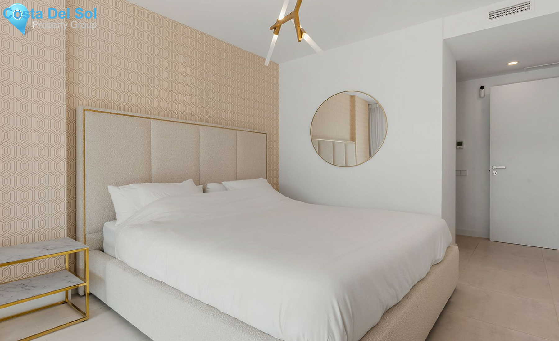 Middle Floor Apartment in Selwo-1521761