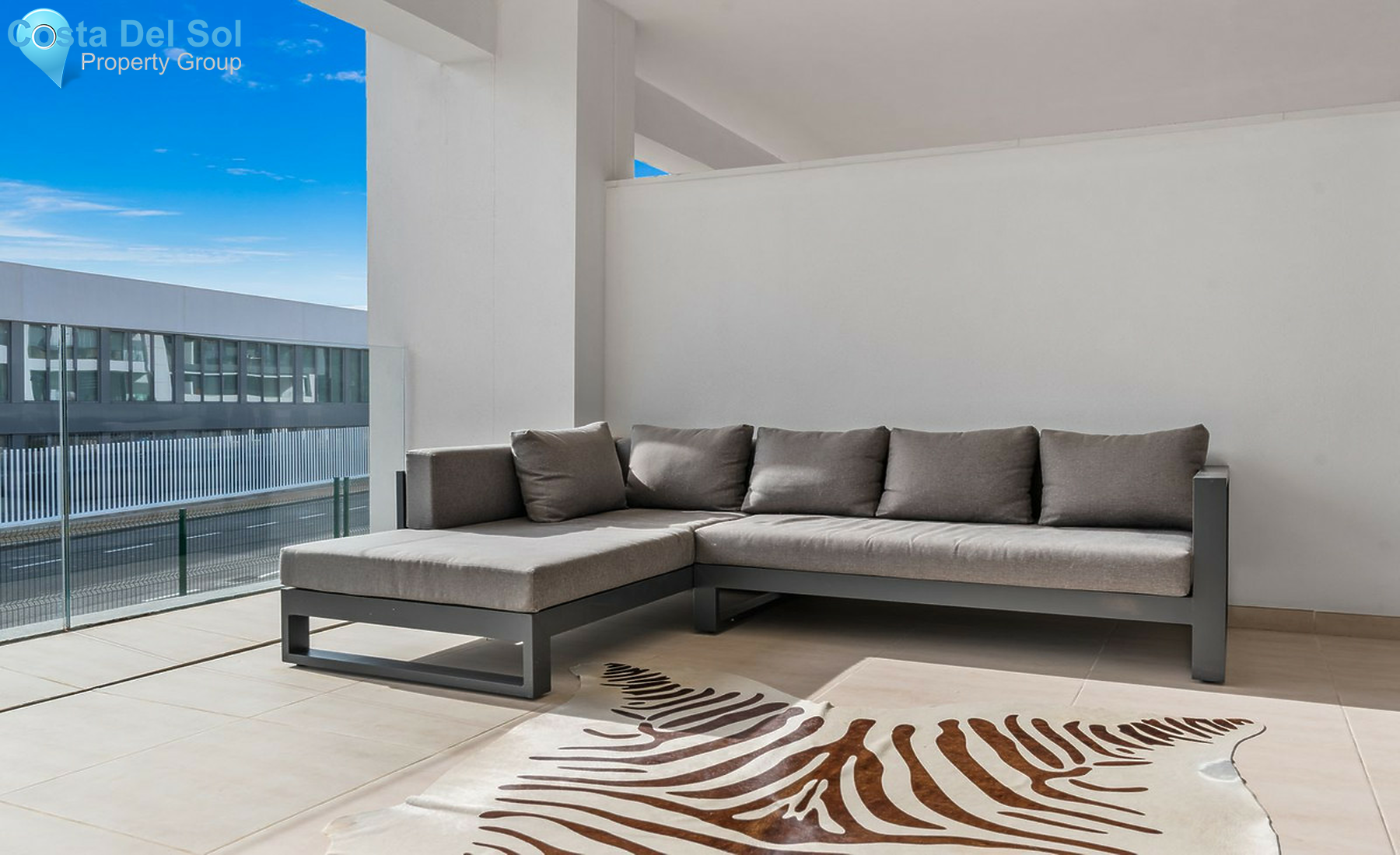 Middle Floor Apartment in Selwo-1521768