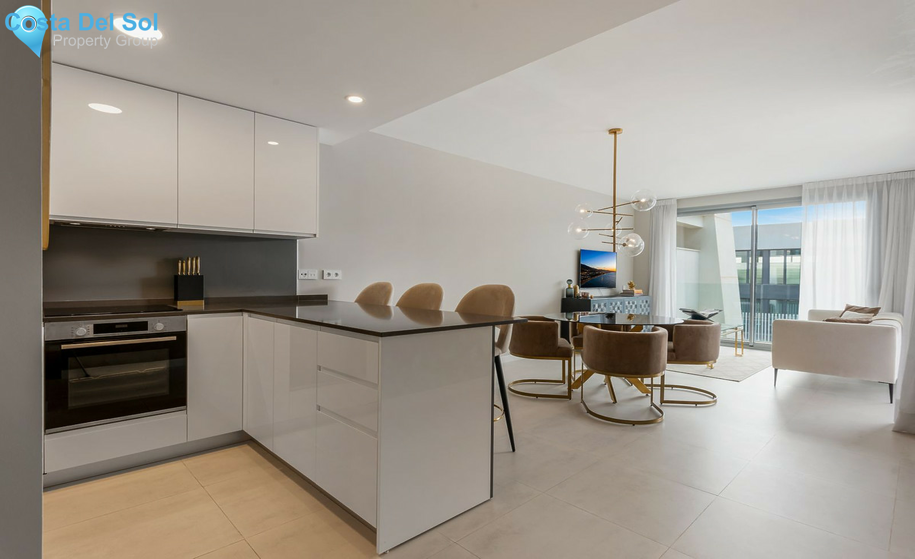 Middle Floor Apartment in Selwo-1521752