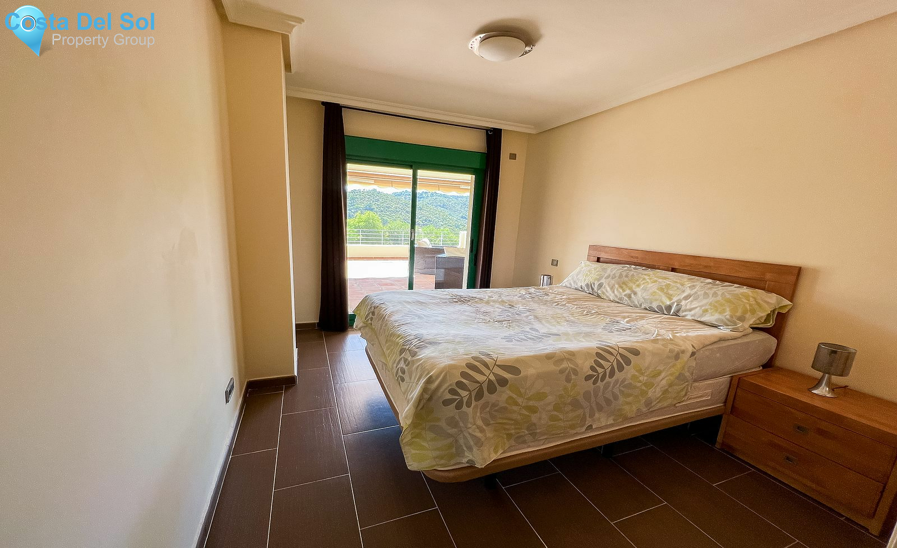 Middle Floor Apartment in Selwo-1163098