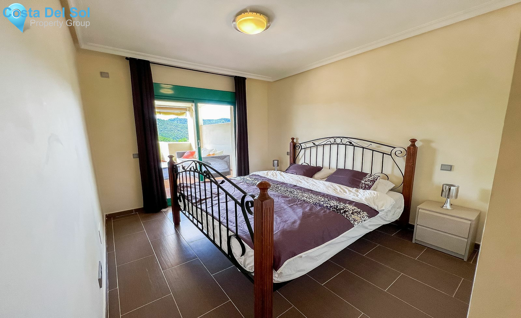 Middle Floor Apartment in Selwo-1163103