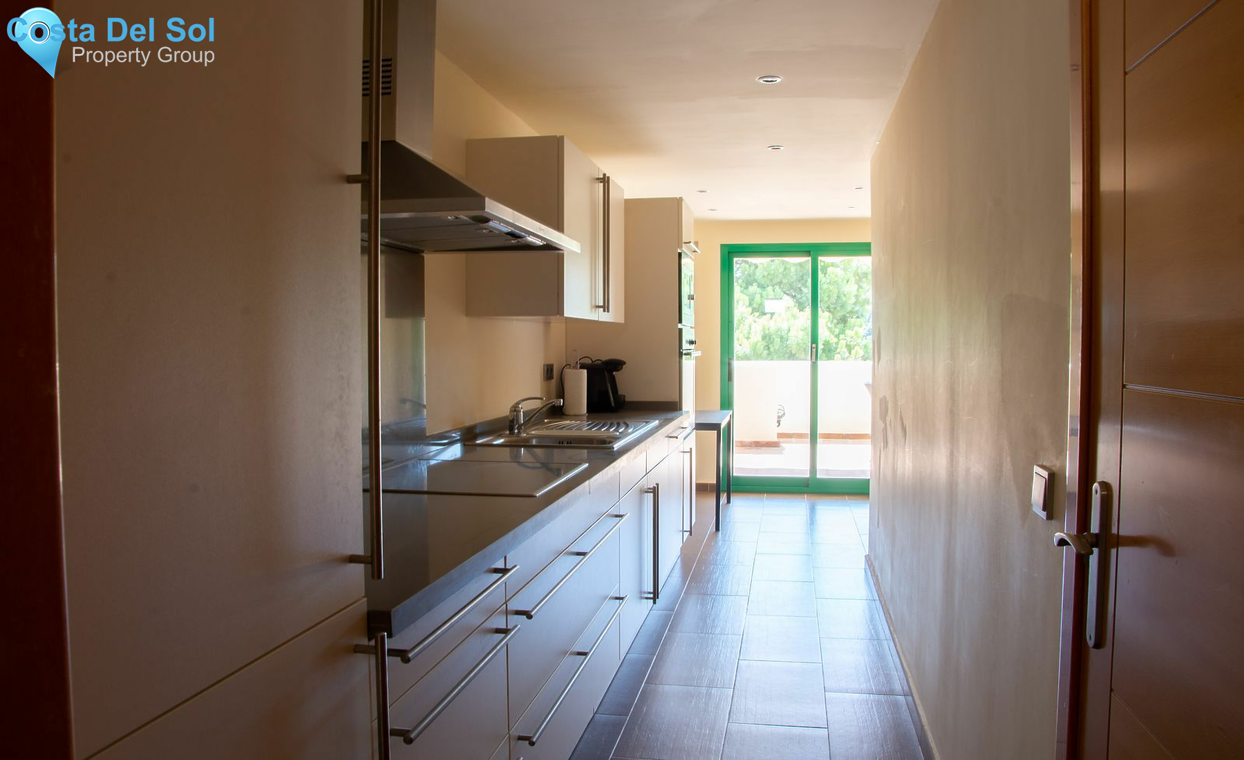 Middle Floor Apartment in Selwo-1163090