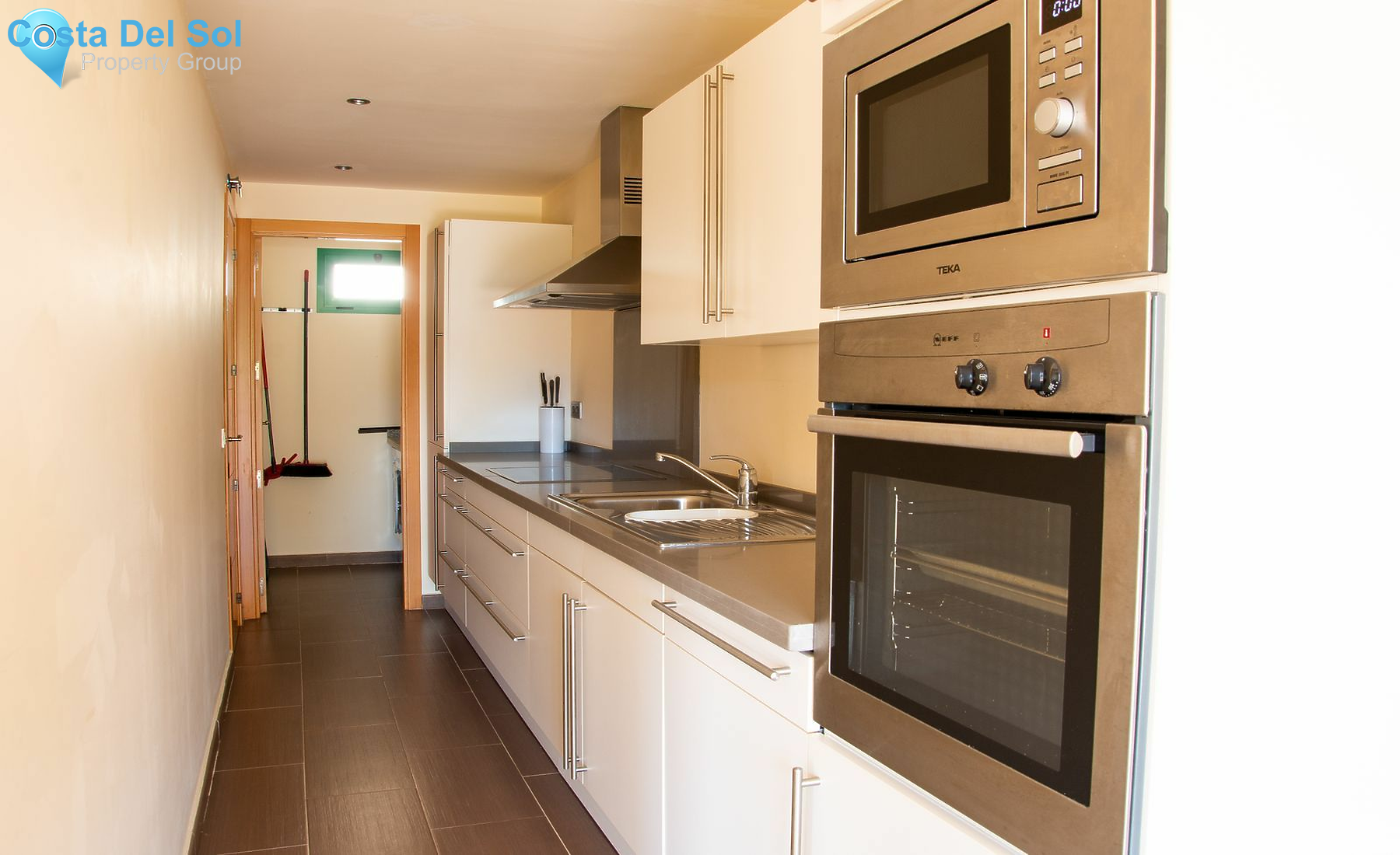 Middle Floor Apartment in Selwo-1163091