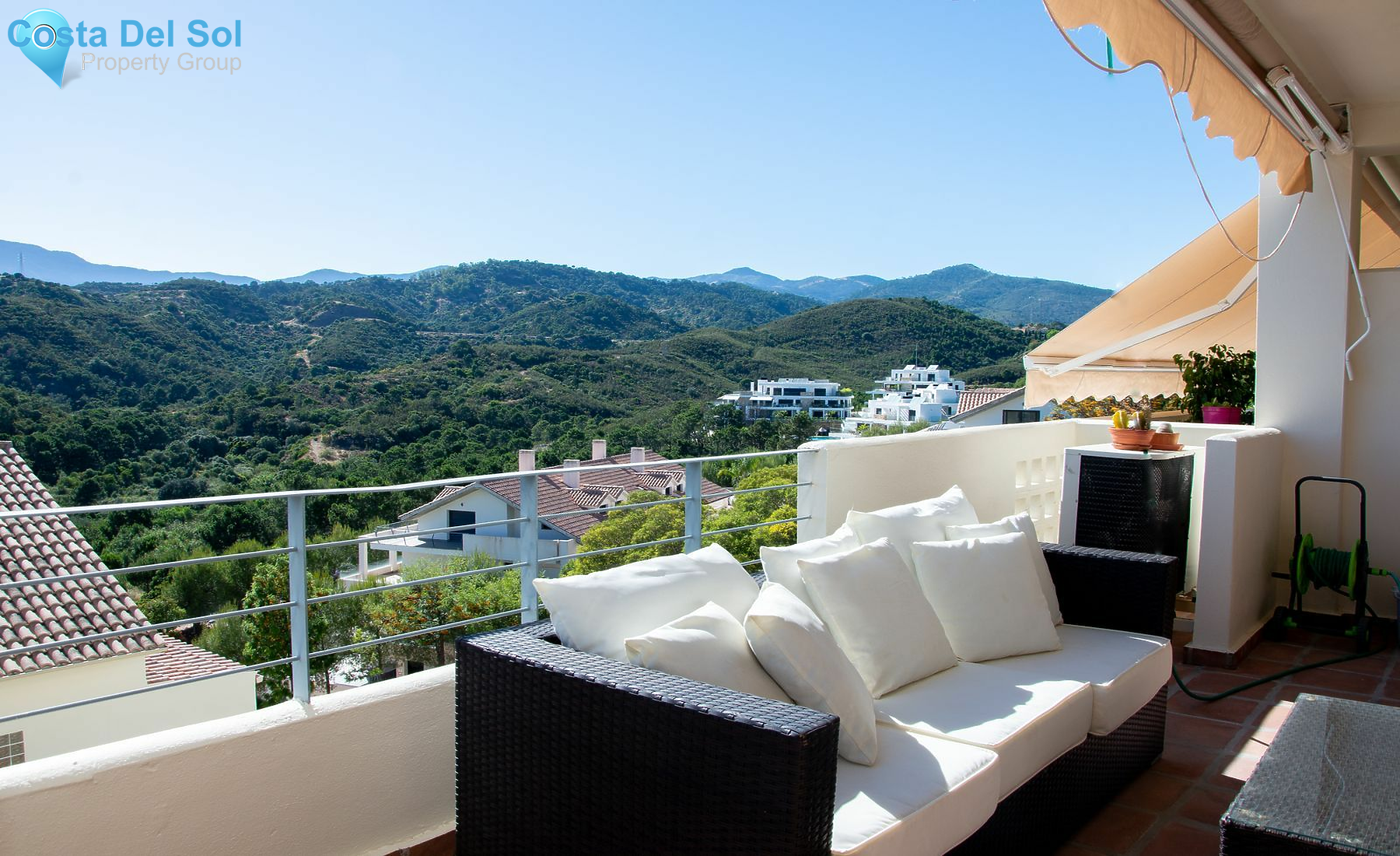 Middle Floor Apartment in Selwo-1163125