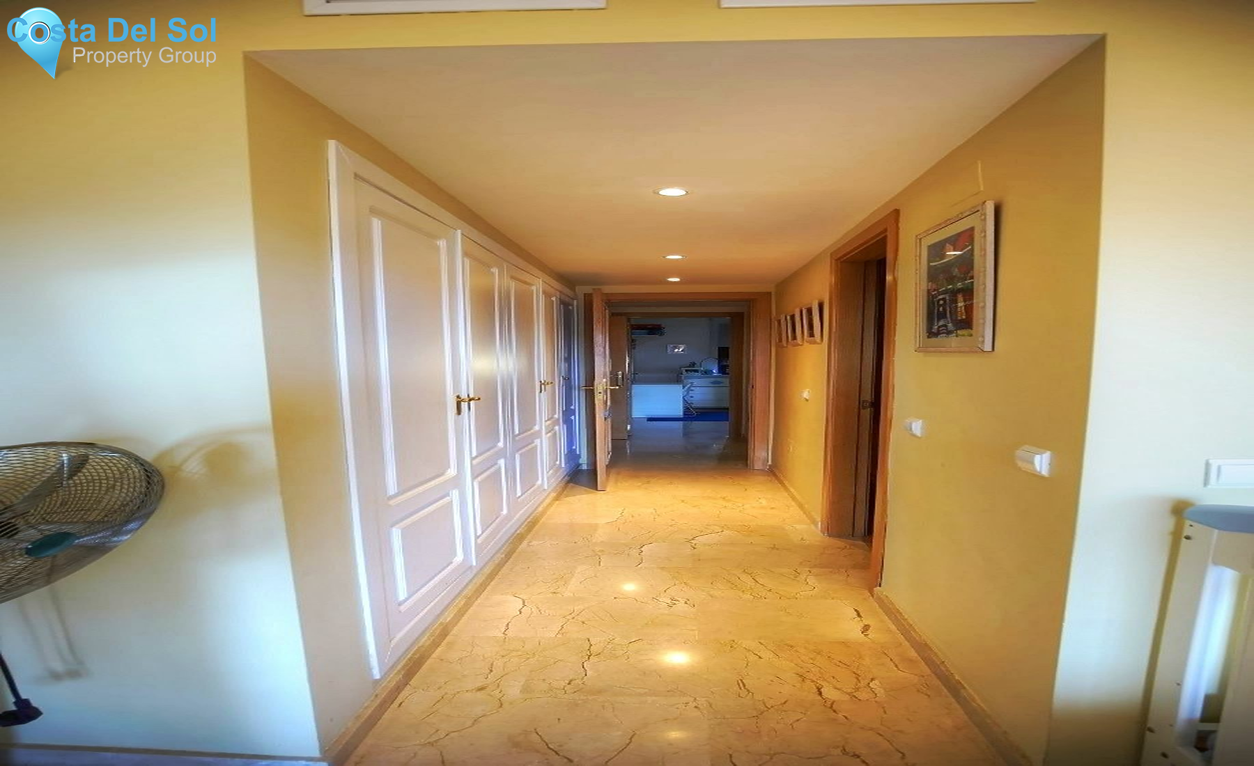 Middle Floor Apartment in Selwo-1166620