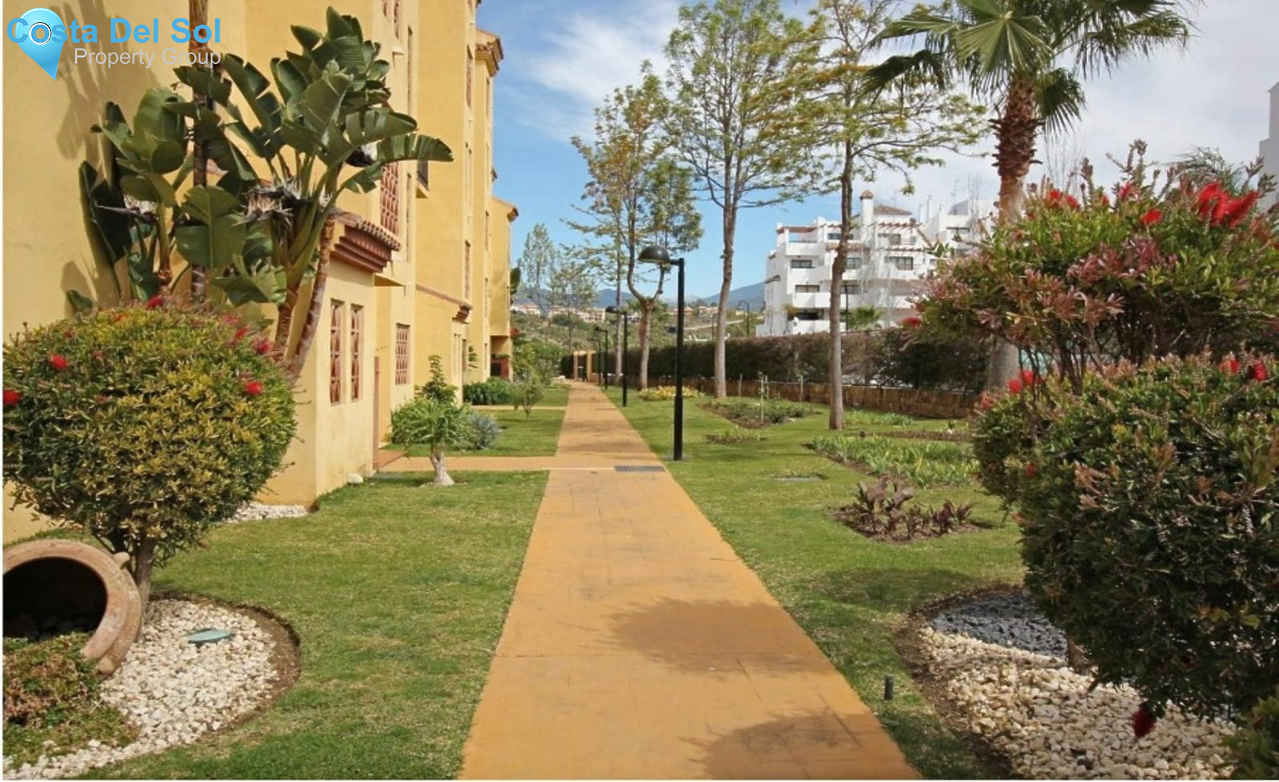 Middle Floor Apartment in Selwo