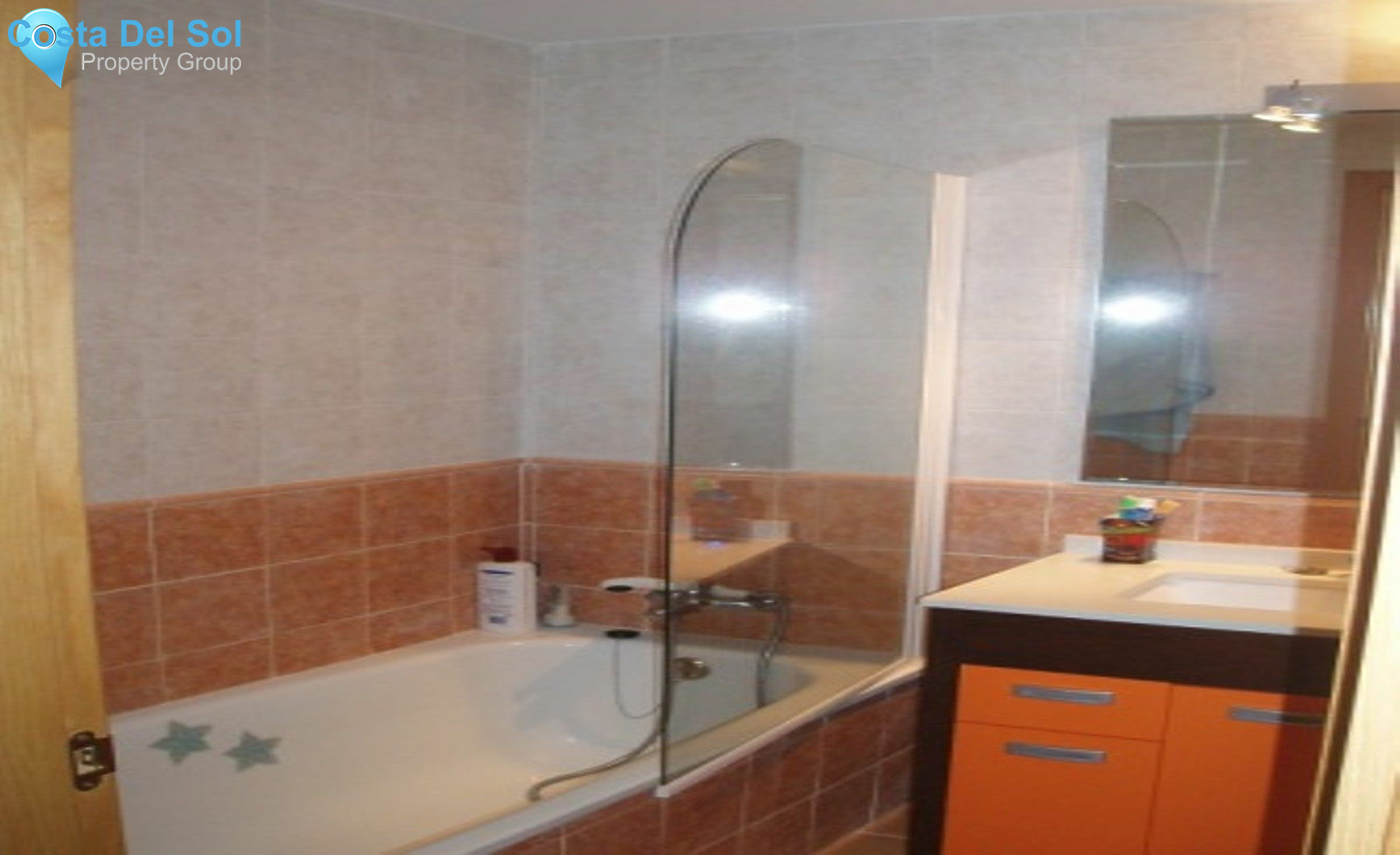 Middle Floor Apartment in Selwo-1217615