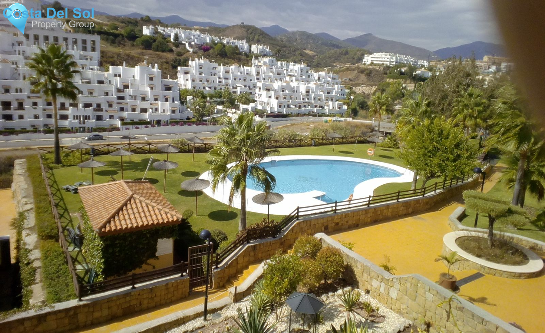 Middle Floor Apartment in Selwo-1217621