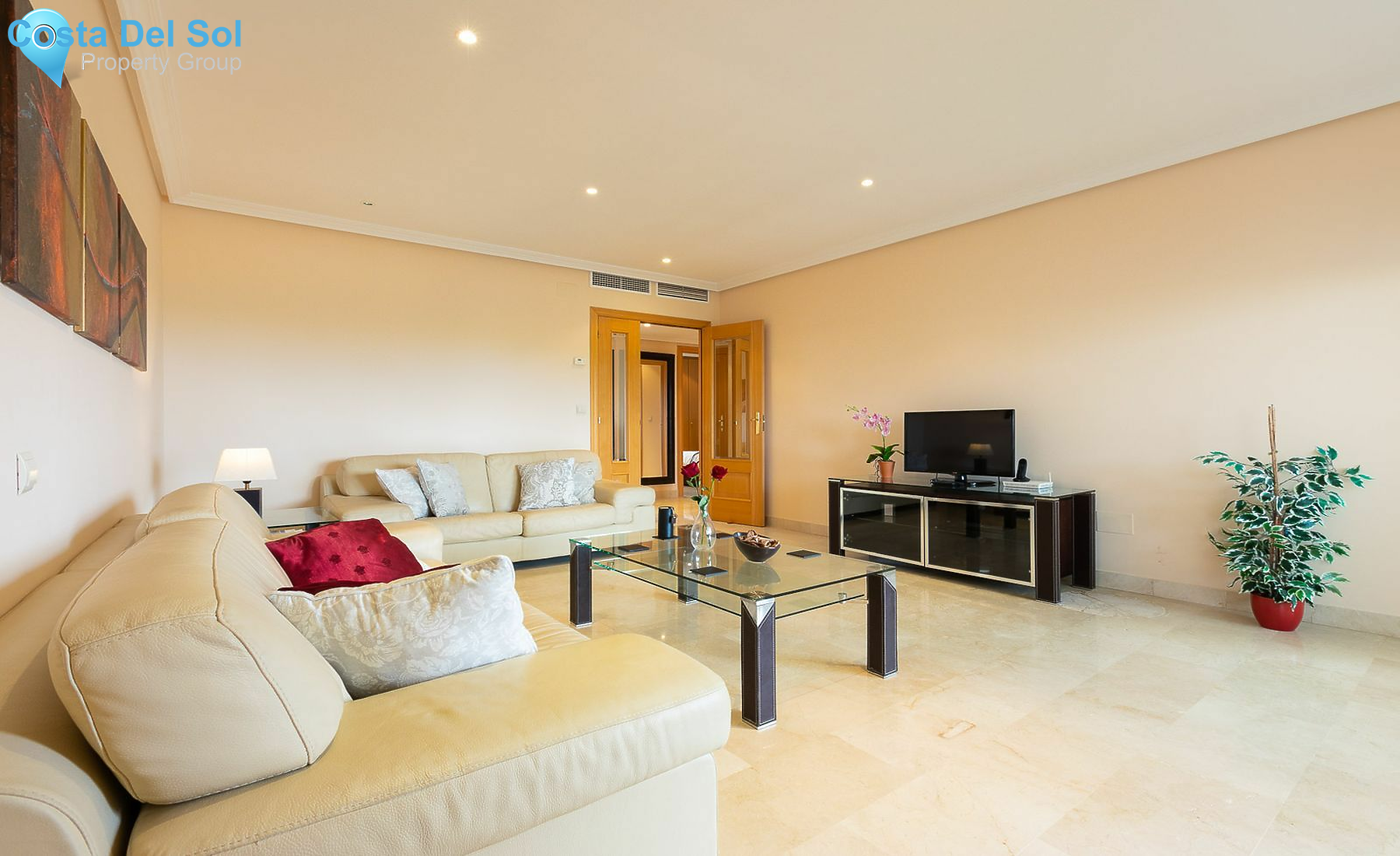 Middle Floor Apartment in Selwo-1427703