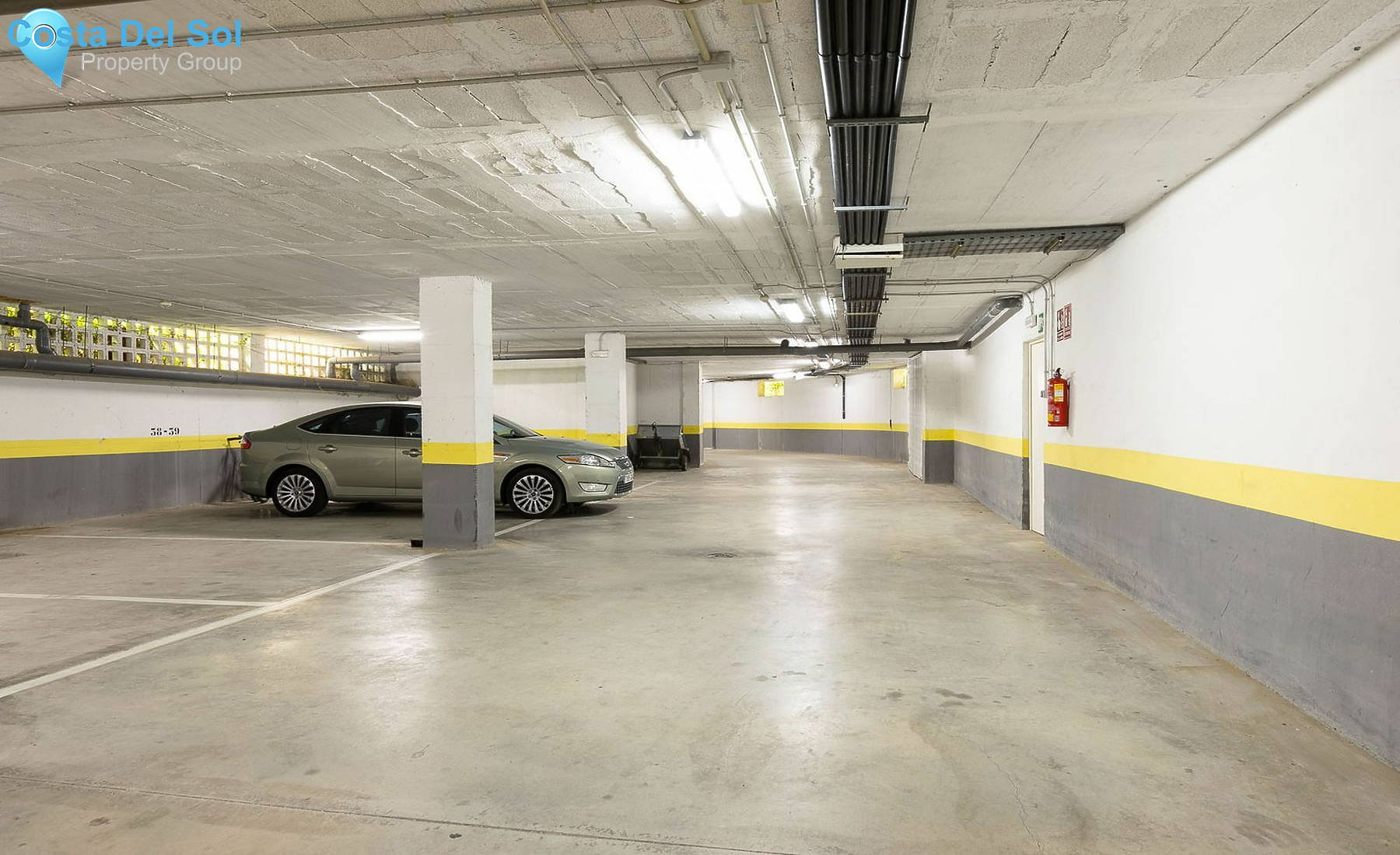 Middle Floor Apartment in Selwo-1427704