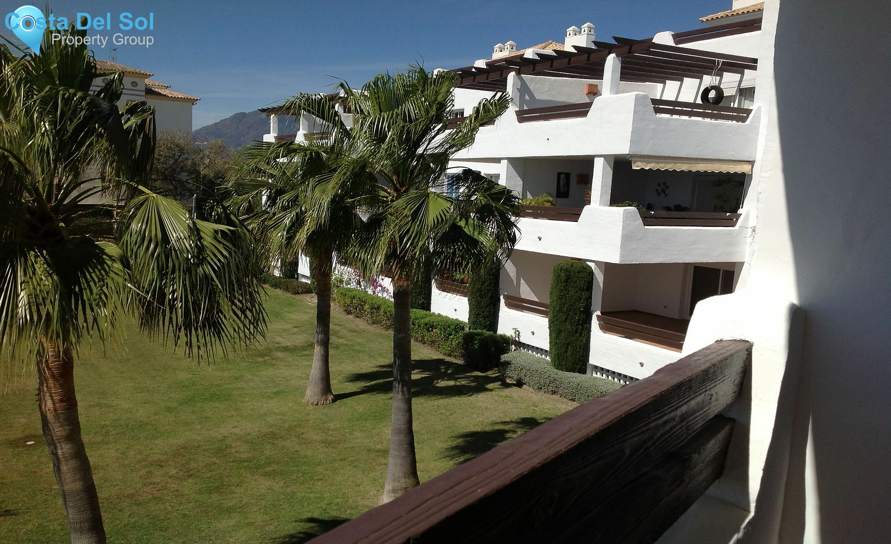 Middle Floor Apartment in Selwo-1427695