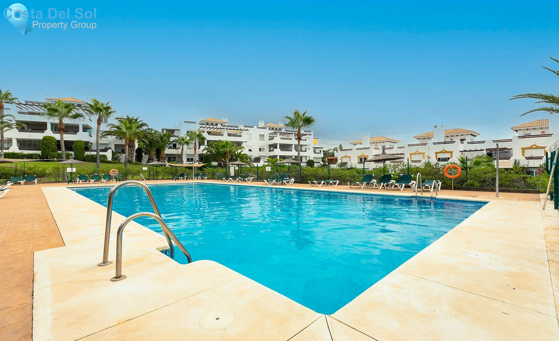 Middle Floor Apartment in Selwo-1427700