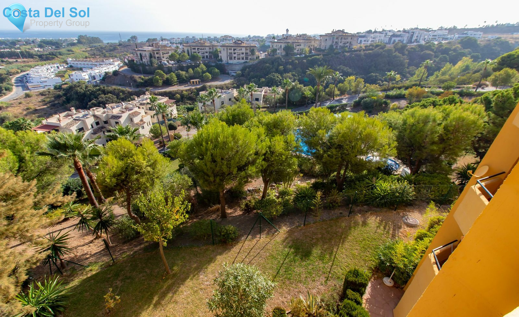 Middle Floor Apartment in Selwo-1487160