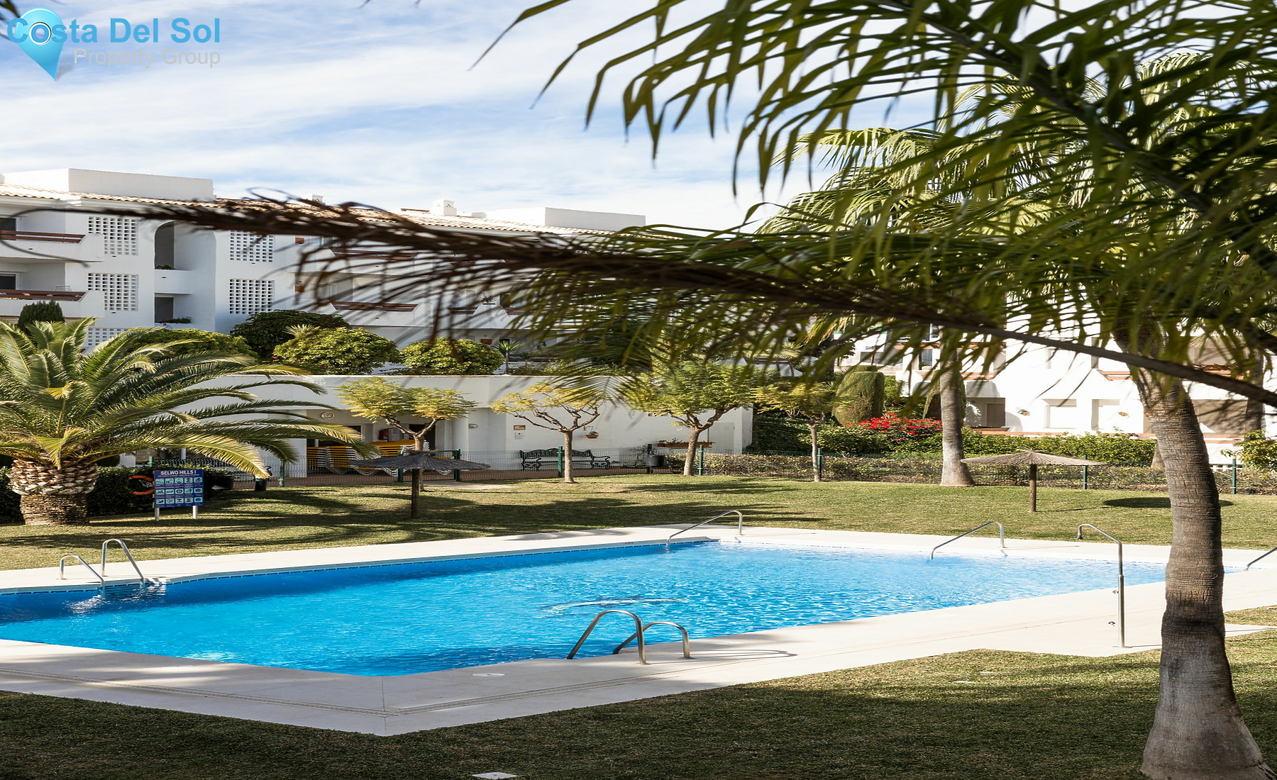 Middle Floor Apartment in Selwo-1547055