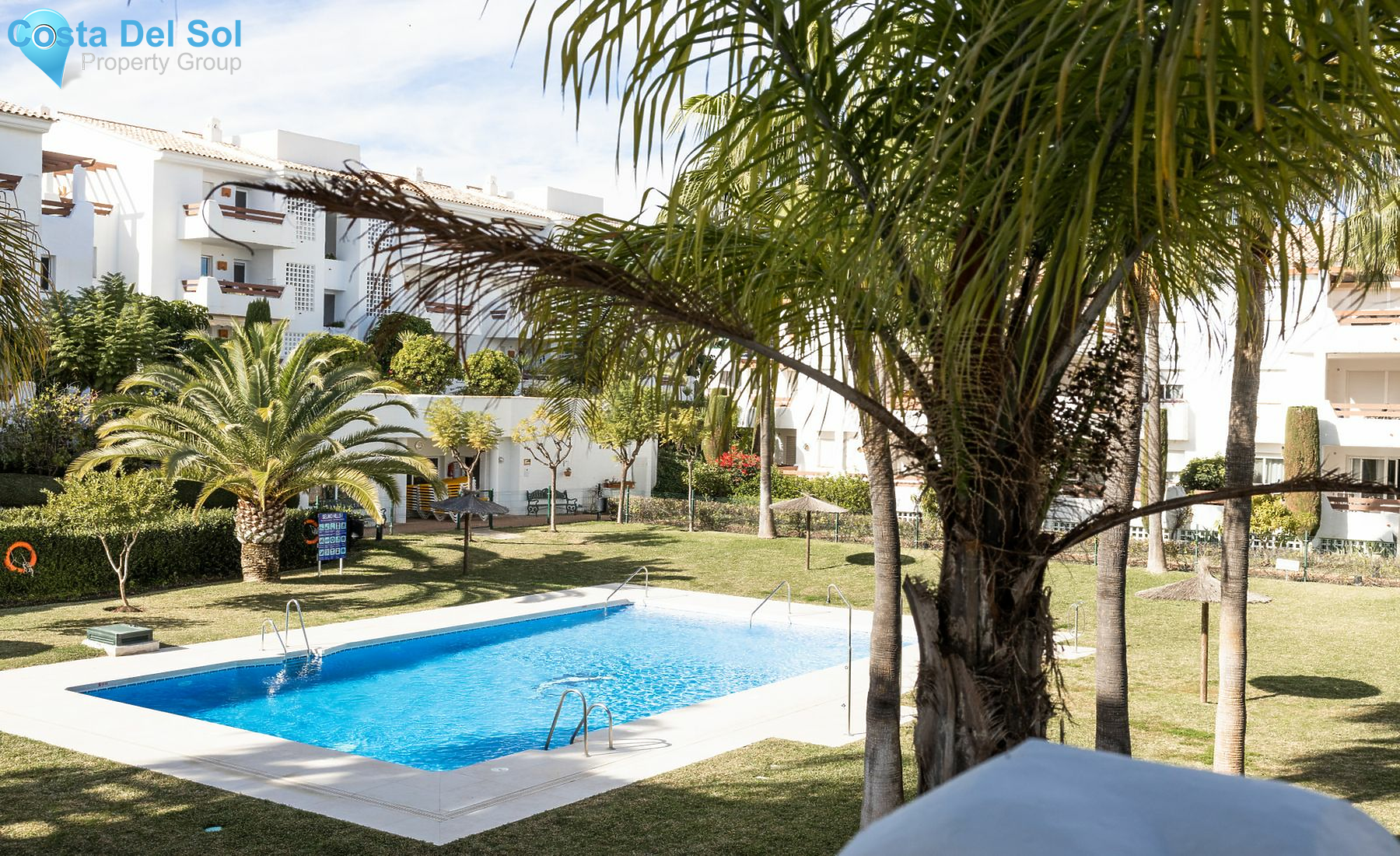 Middle Floor Apartment in Selwo-1547056