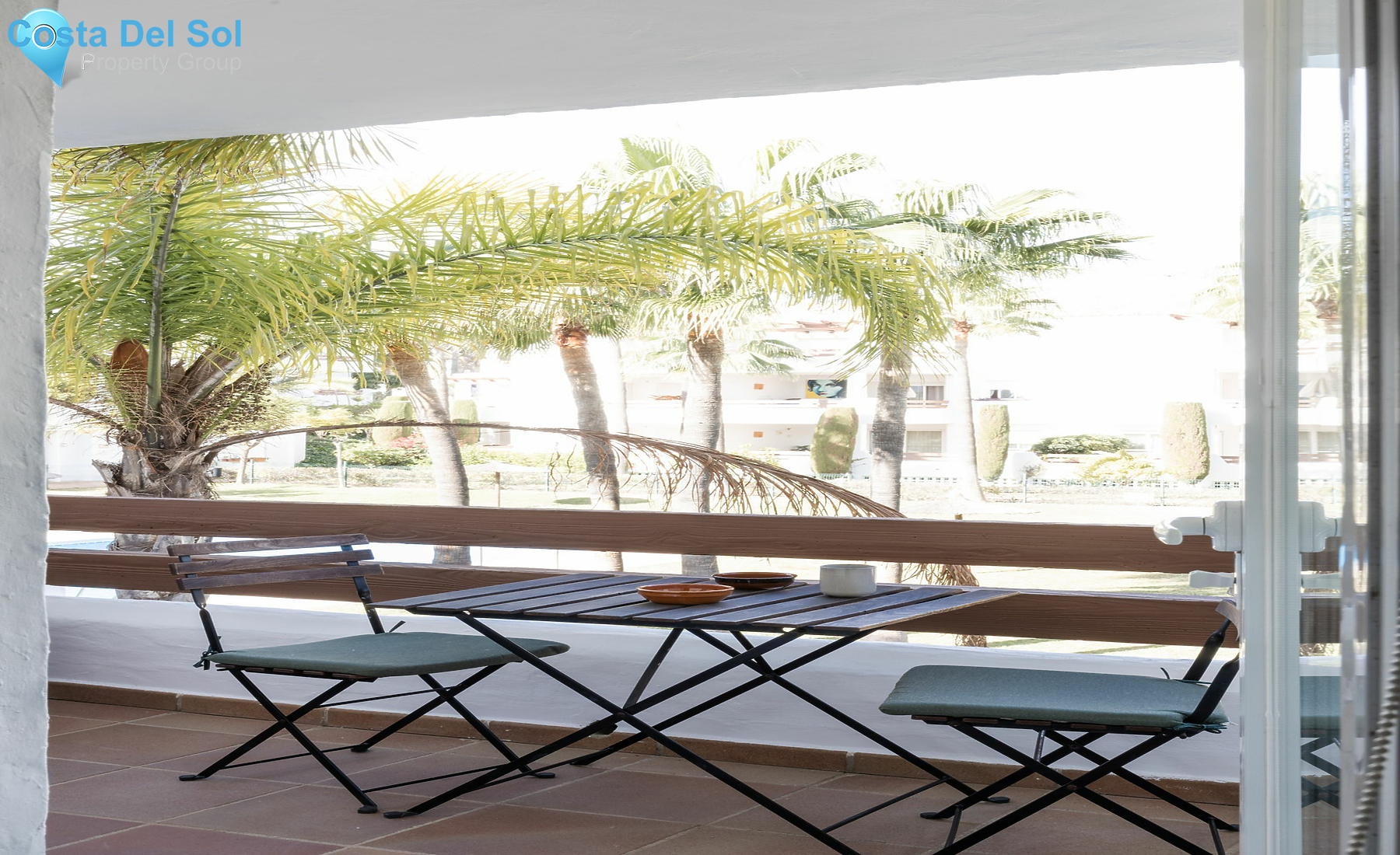 Middle Floor Apartment in Selwo-1547047