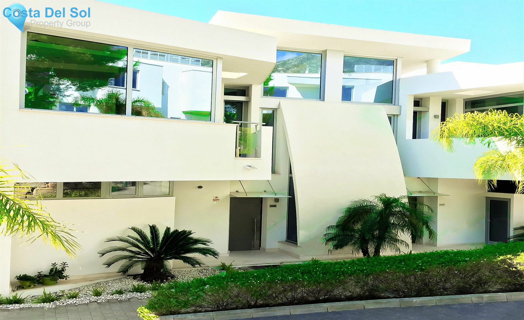 Middle Floor Apartment in Sierra Blanca