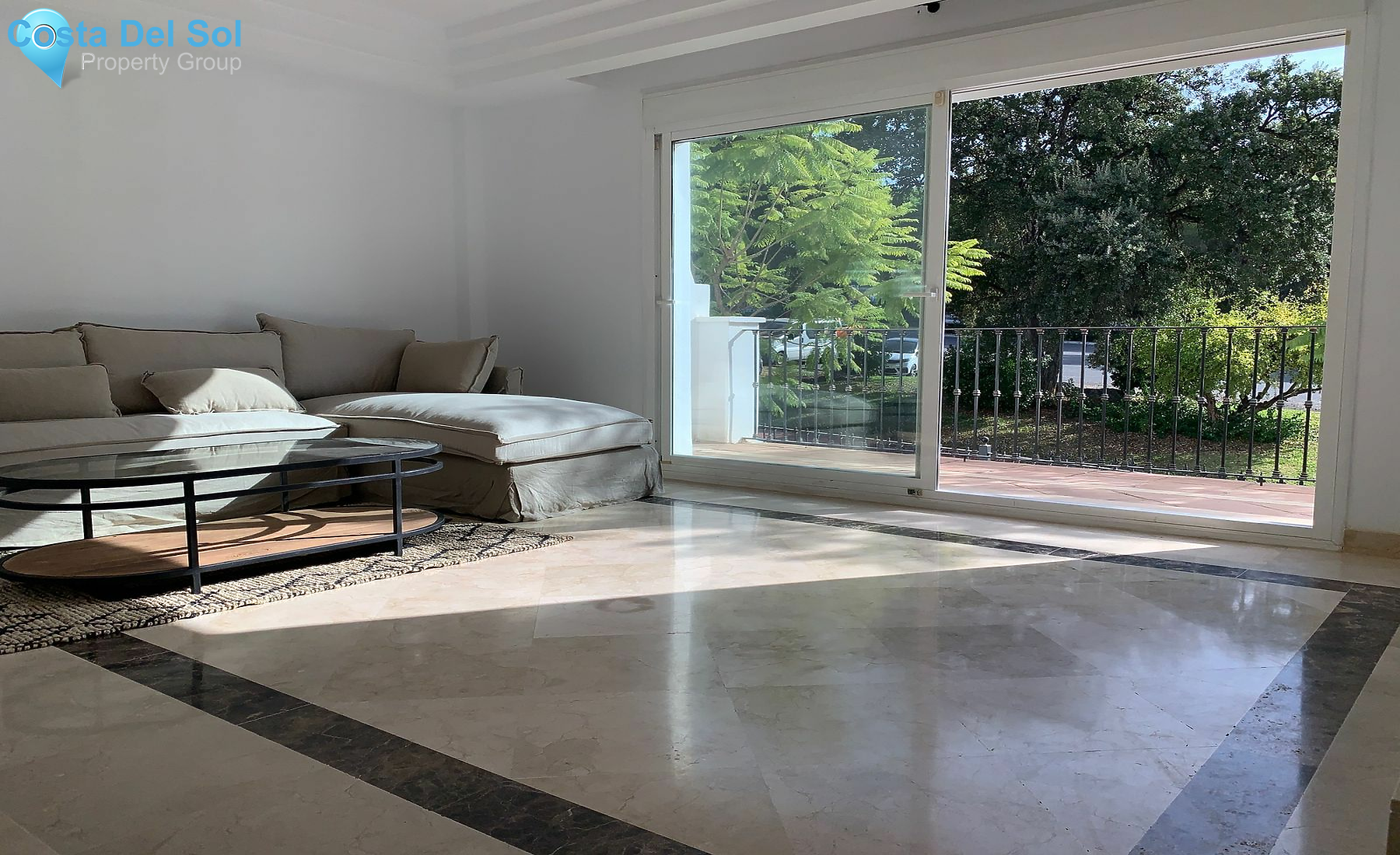 Middle Floor Apartment in Sierra Blanca-1495439