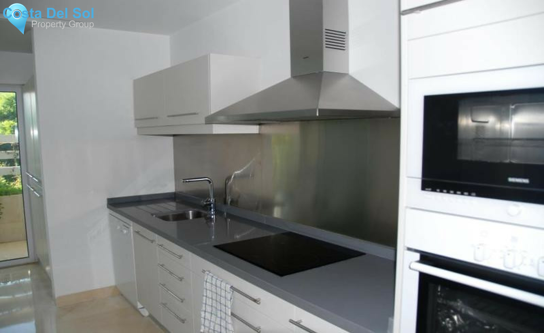 Middle Floor Apartment in Sotogrande Playa-1333470