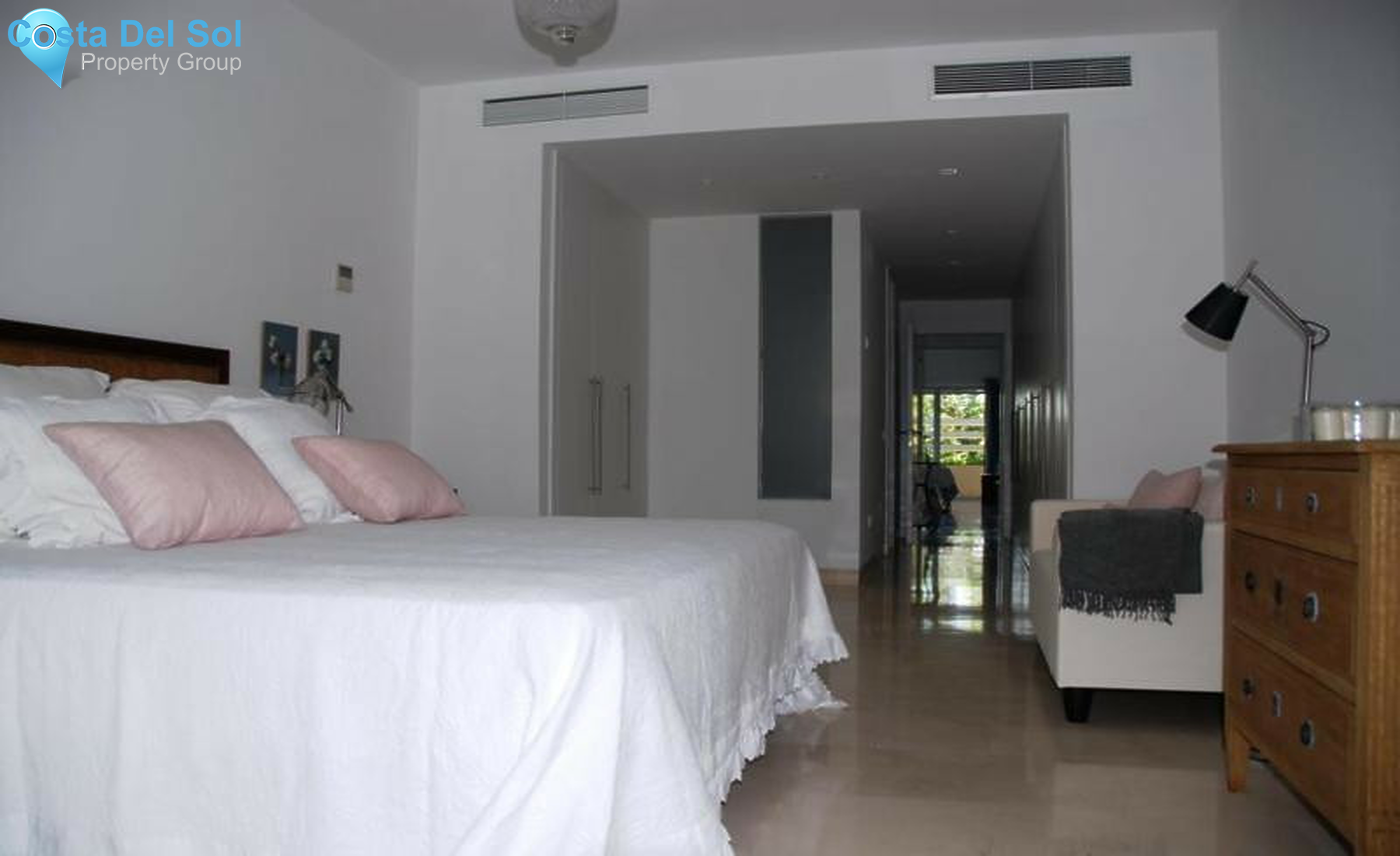 Middle Floor Apartment in Sotogrande Playa-1333476