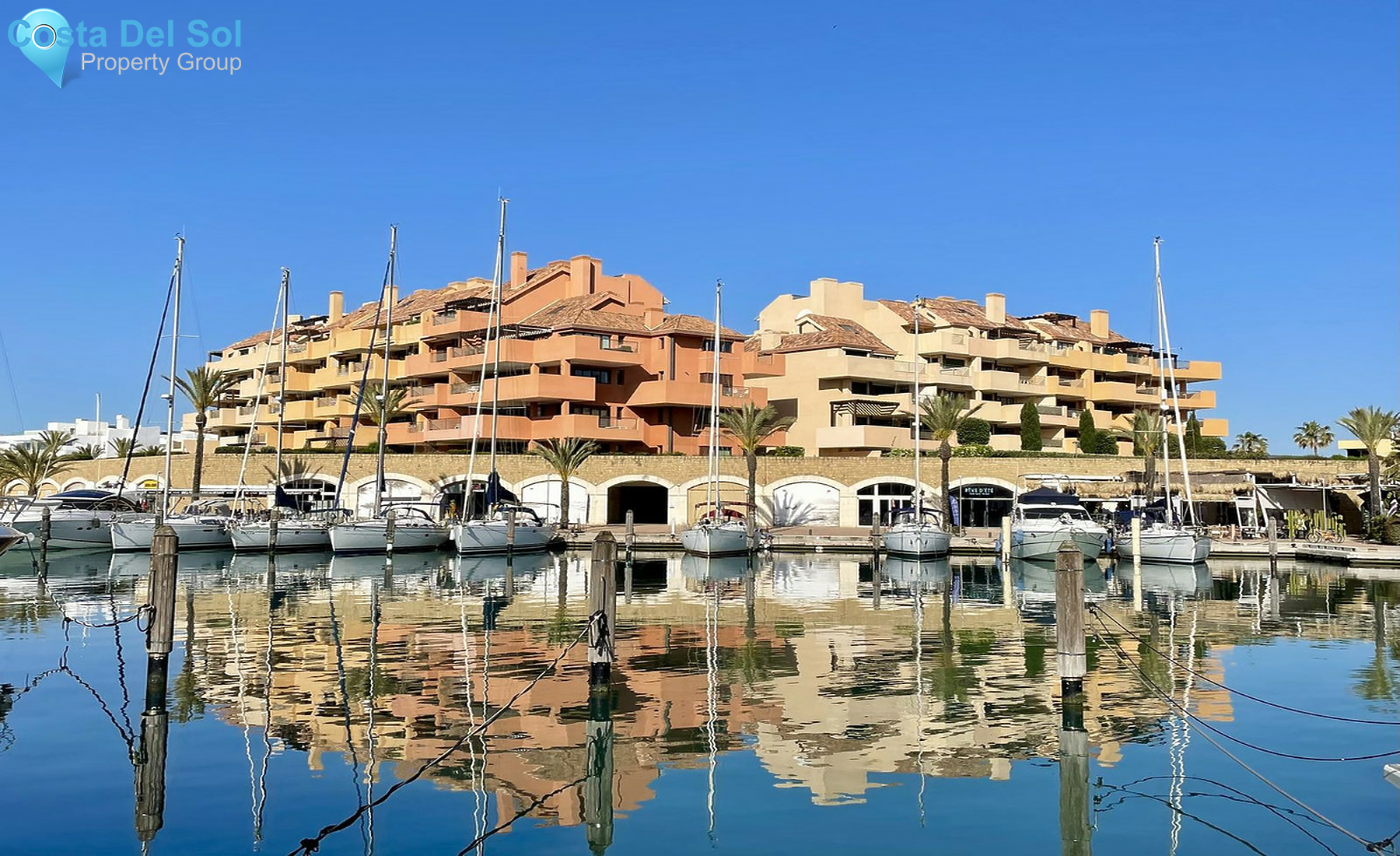 Middle Floor Apartment in Sotogrande Puerto-1273771
