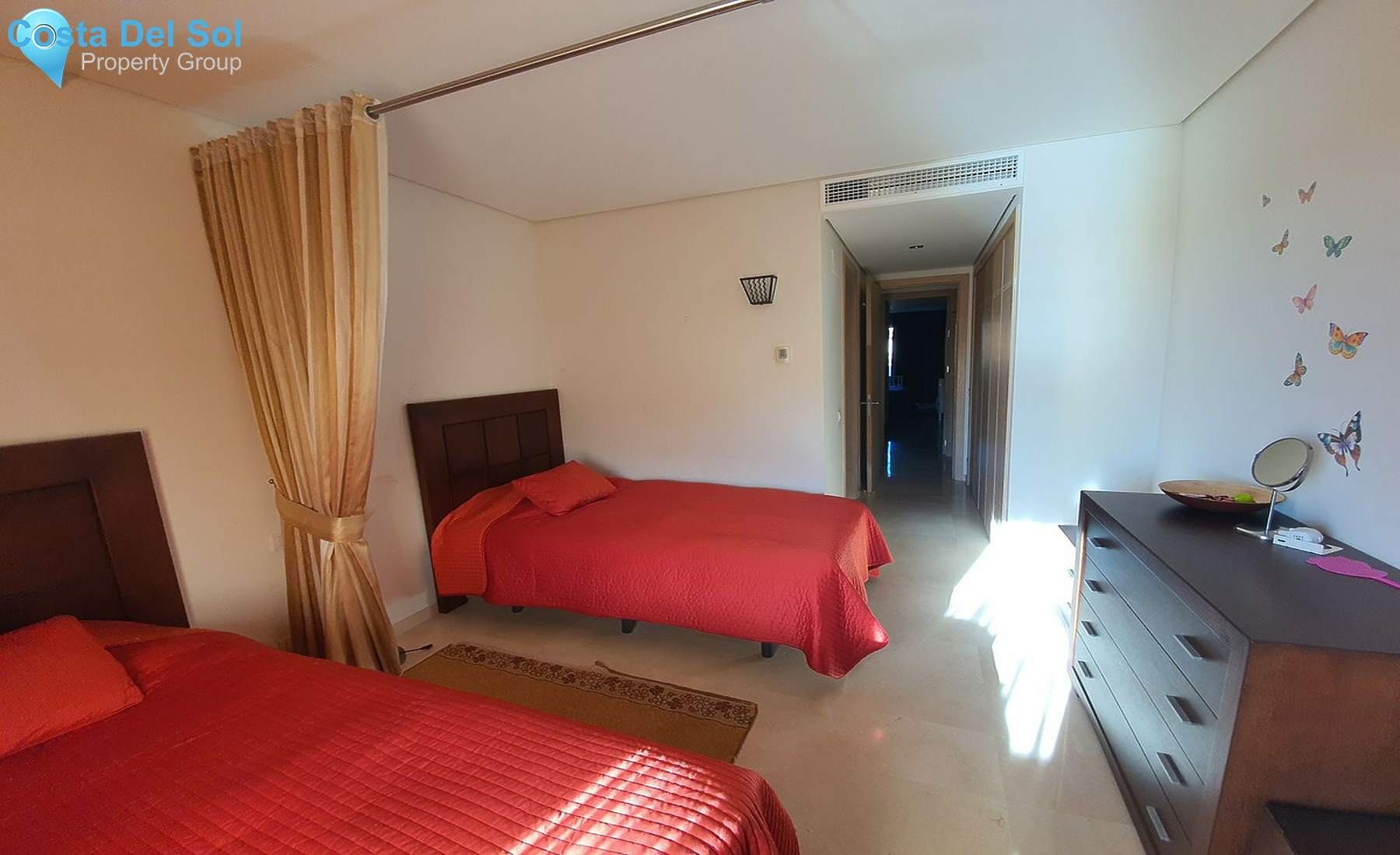 Middle Floor Apartment in Sotogrande Puerto-1273787