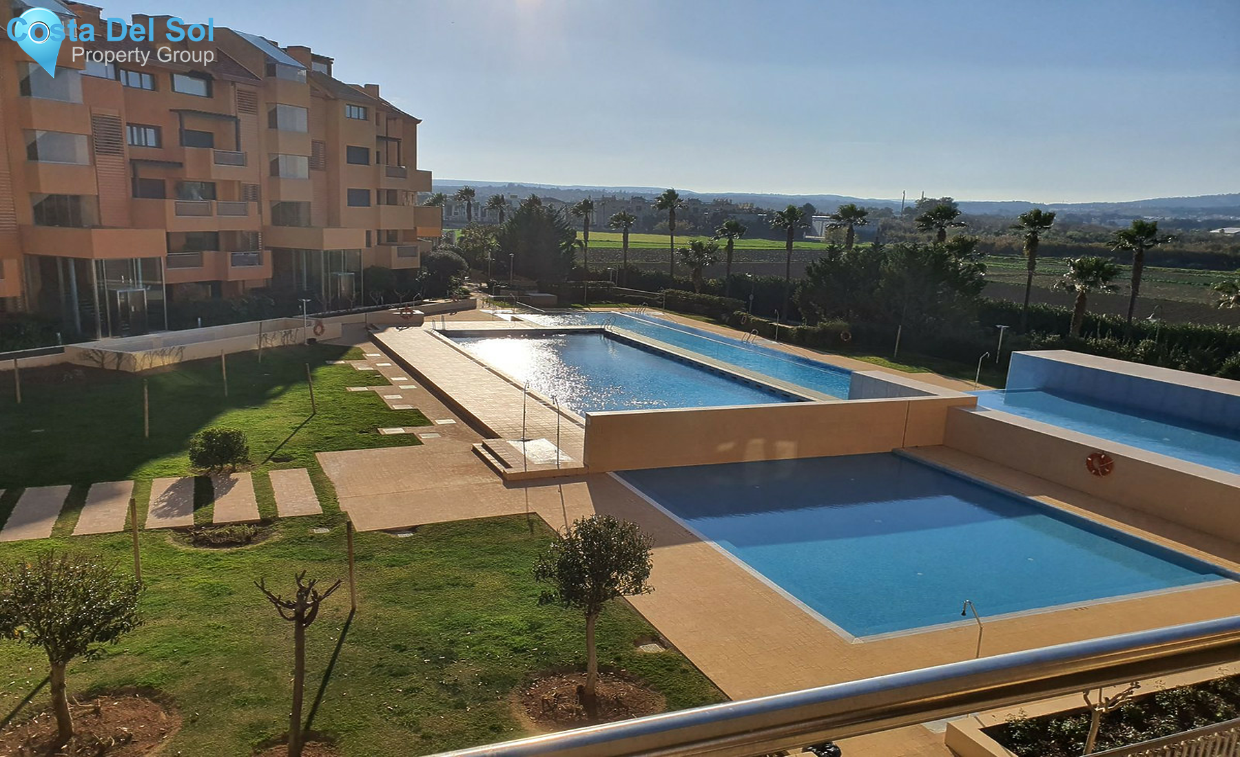 Middle Floor Apartment in Sotogrande Puerto-1273773