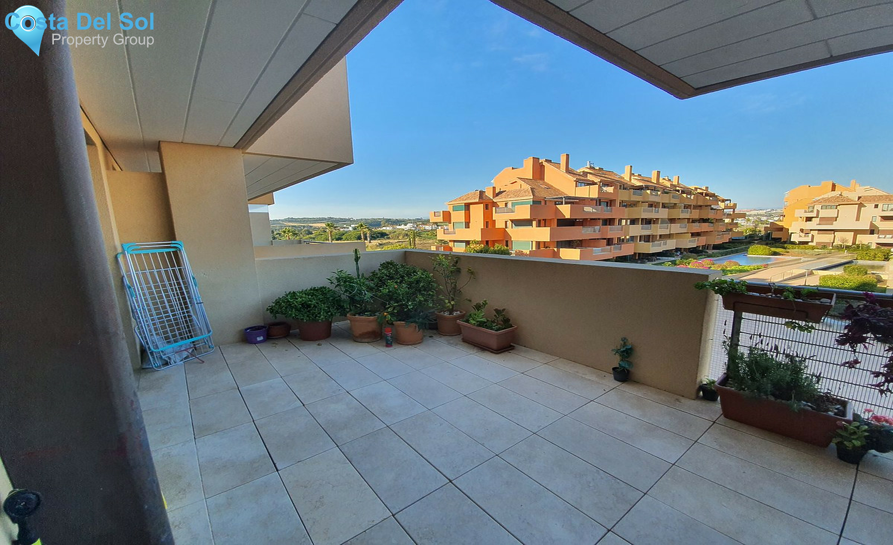 Middle Floor Apartment in Sotogrande Puerto-1273778