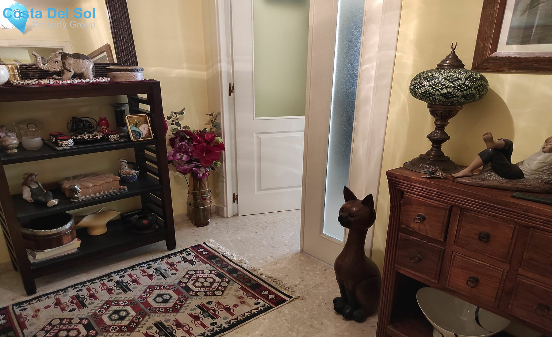 Middle Floor Apartment in Teatinos-1154003