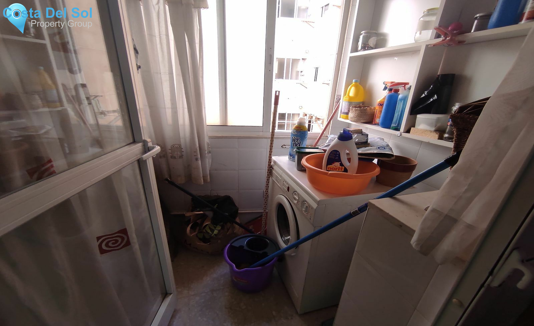 Middle Floor Apartment in Teatinos-1154012